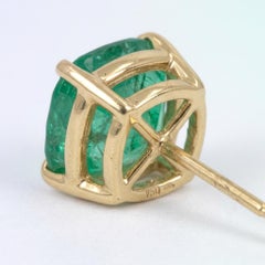 11 Carat Colombian Emerald Cushion Cut 18k Yellow Gold Stud Earrings