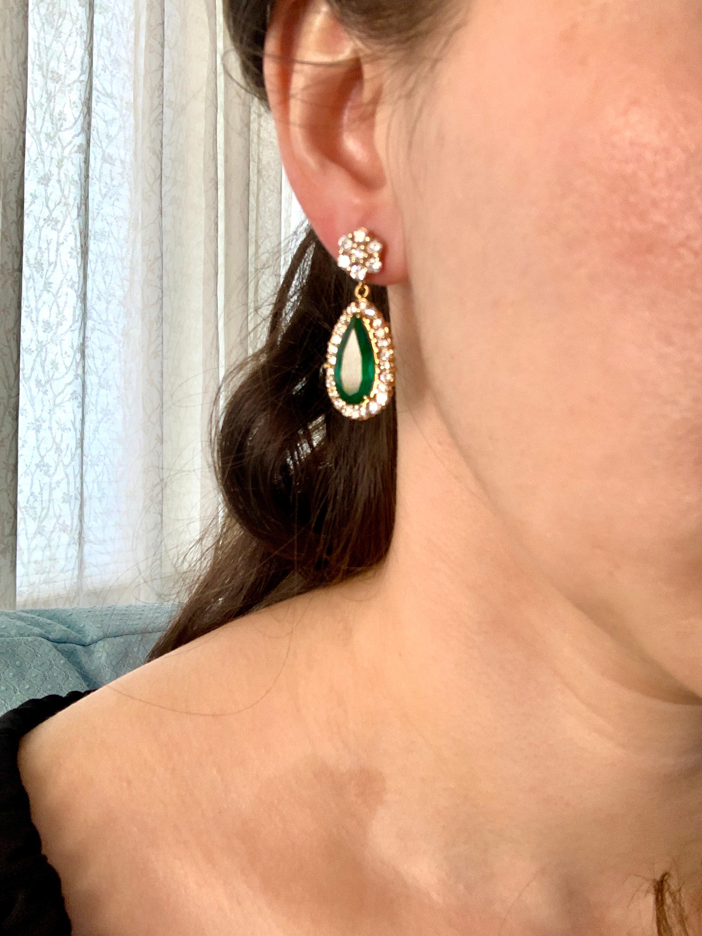 11 Carat Colombian Pear Shape Emerald Diamond Hanging /Drop Earrings 14Kt Gold 5