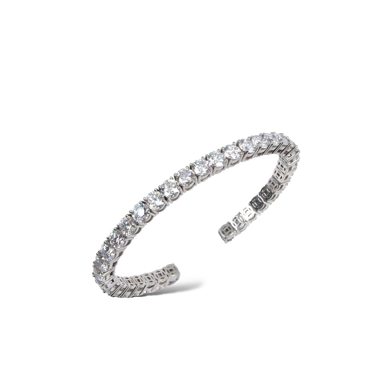 Round Cut 11 carat Diamond Tennis Bracelet Flexible Bangle in 18k Gold or Platinum For Sale