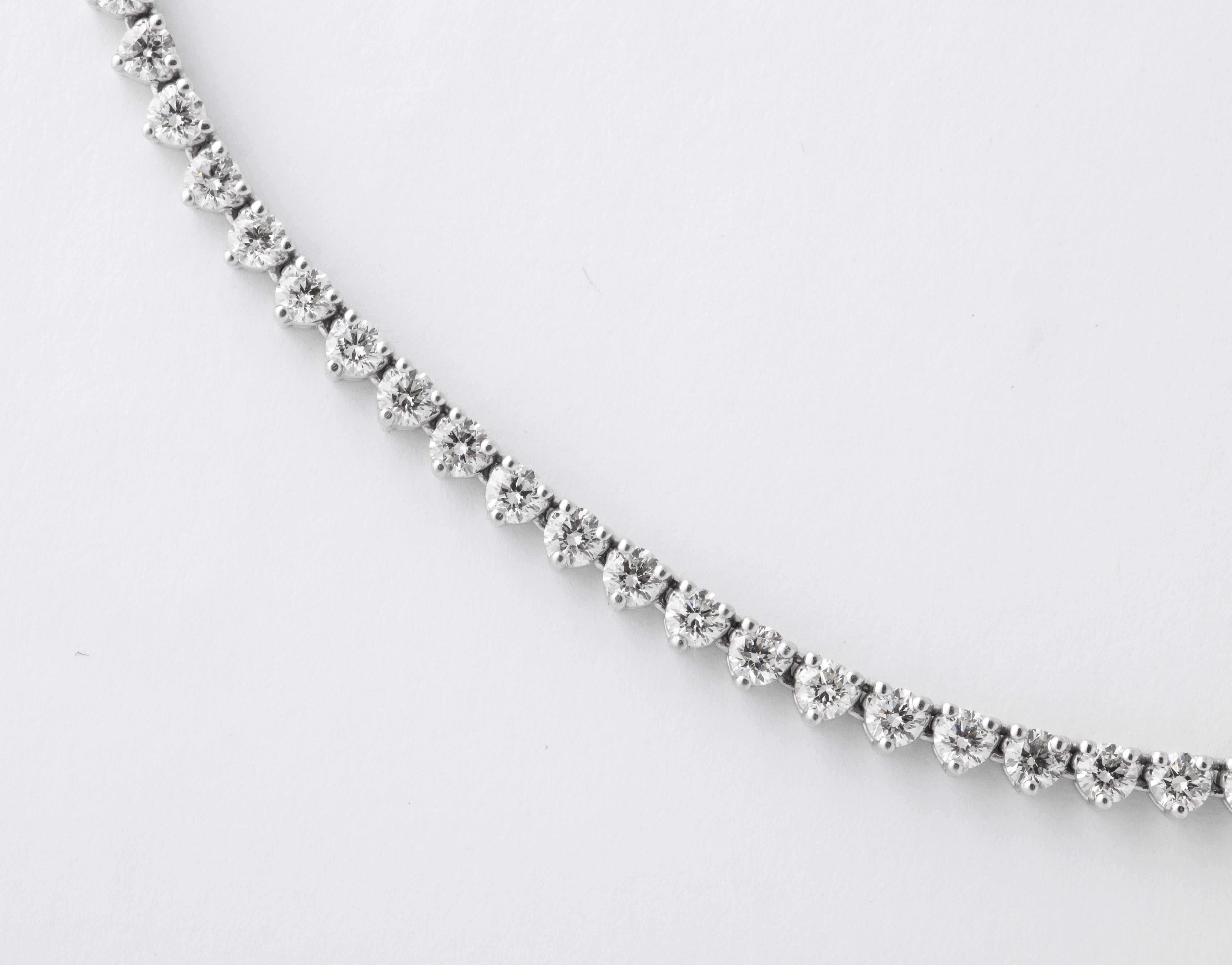 11 Karat Diamant-Tennis-Halskette für Damen oder Herren im Angebot
