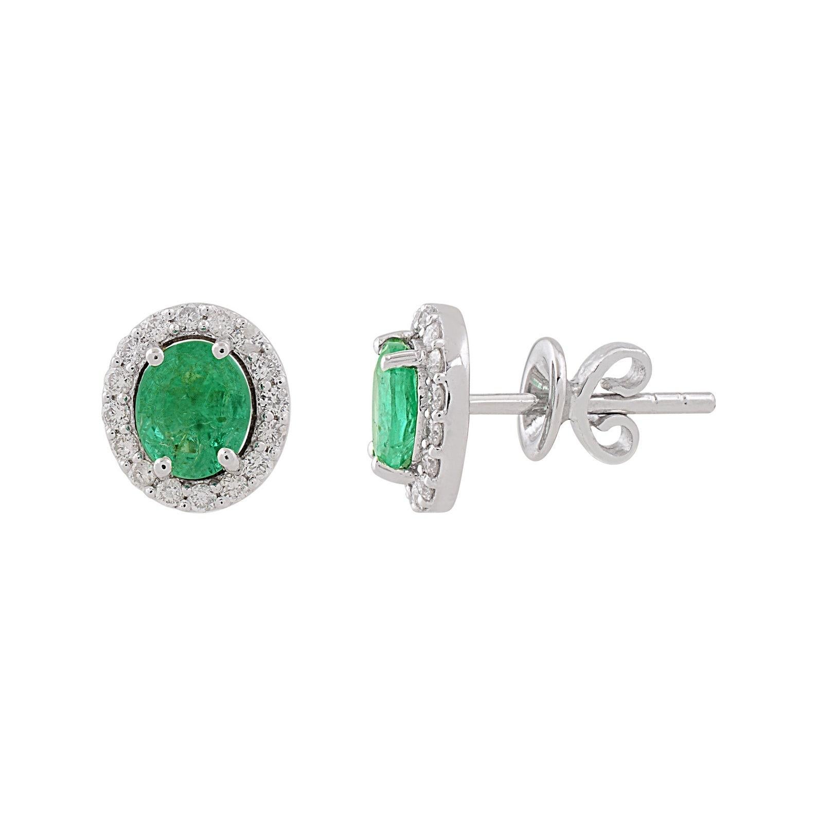 Modern 1.1 Carat Emerald Diamond 10 Karat Gold Oval Stud Earrings For Sale