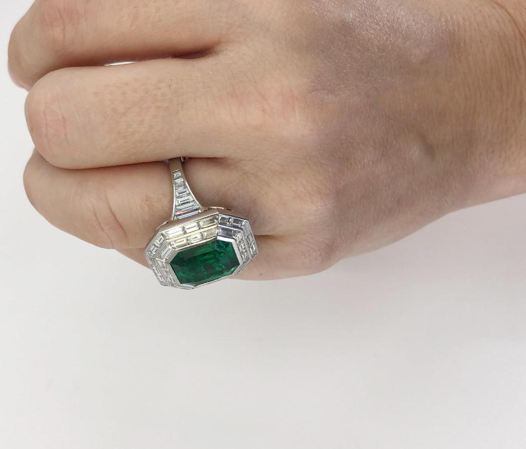 Baguette Cut Contemporary Emerald Diamond Ring 11.03 cts For Sale