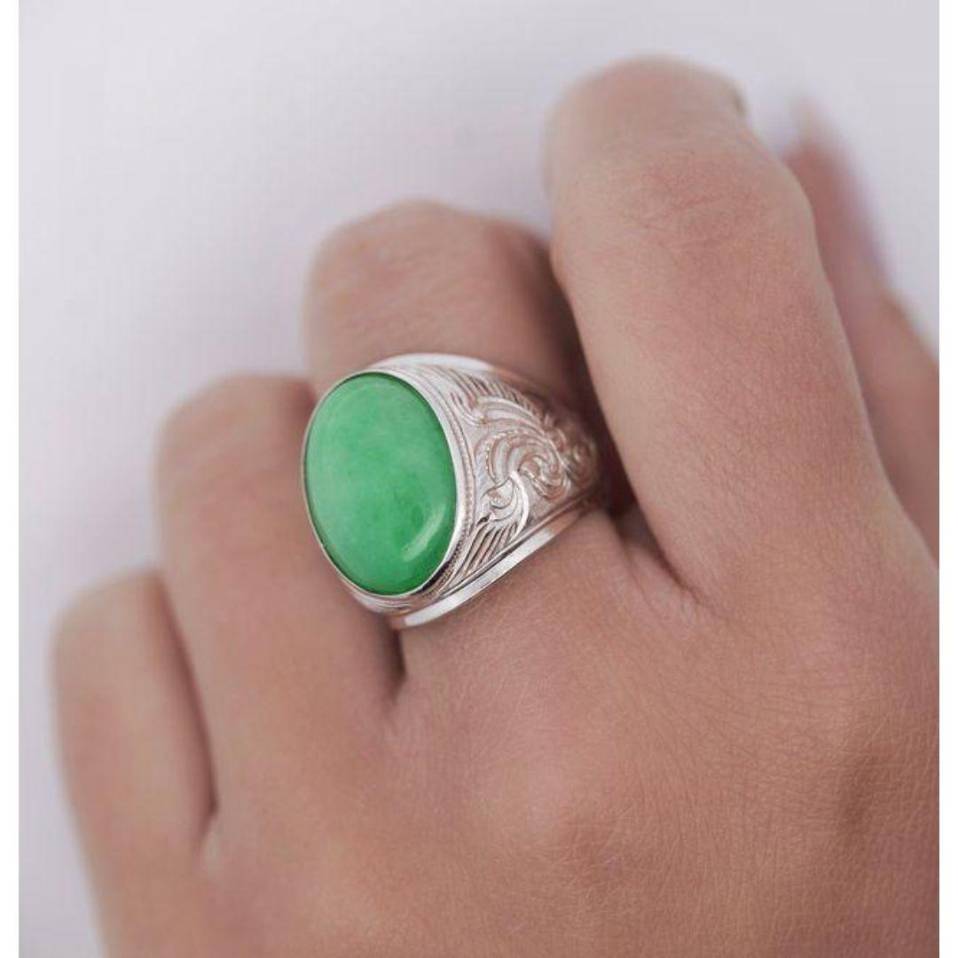 11 Karat Grade A Jadeit Jade Fei Cui Lünette Set Unisex Solitär Ring im Angebot 1