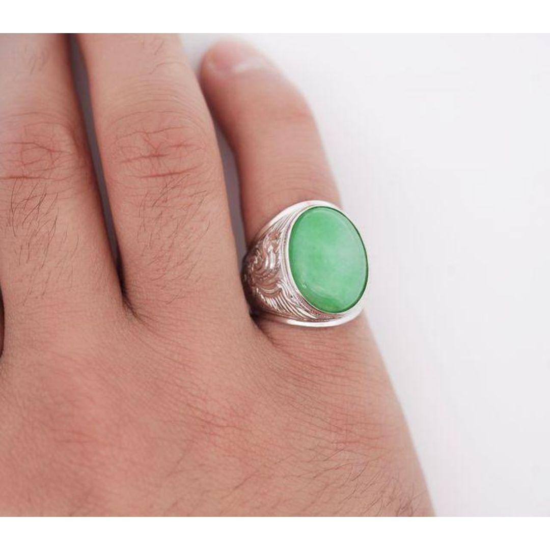11 Karat Grade A Jadeit Jade Fei Cui Lünette Set Unisex Solitär Ring im Angebot 3