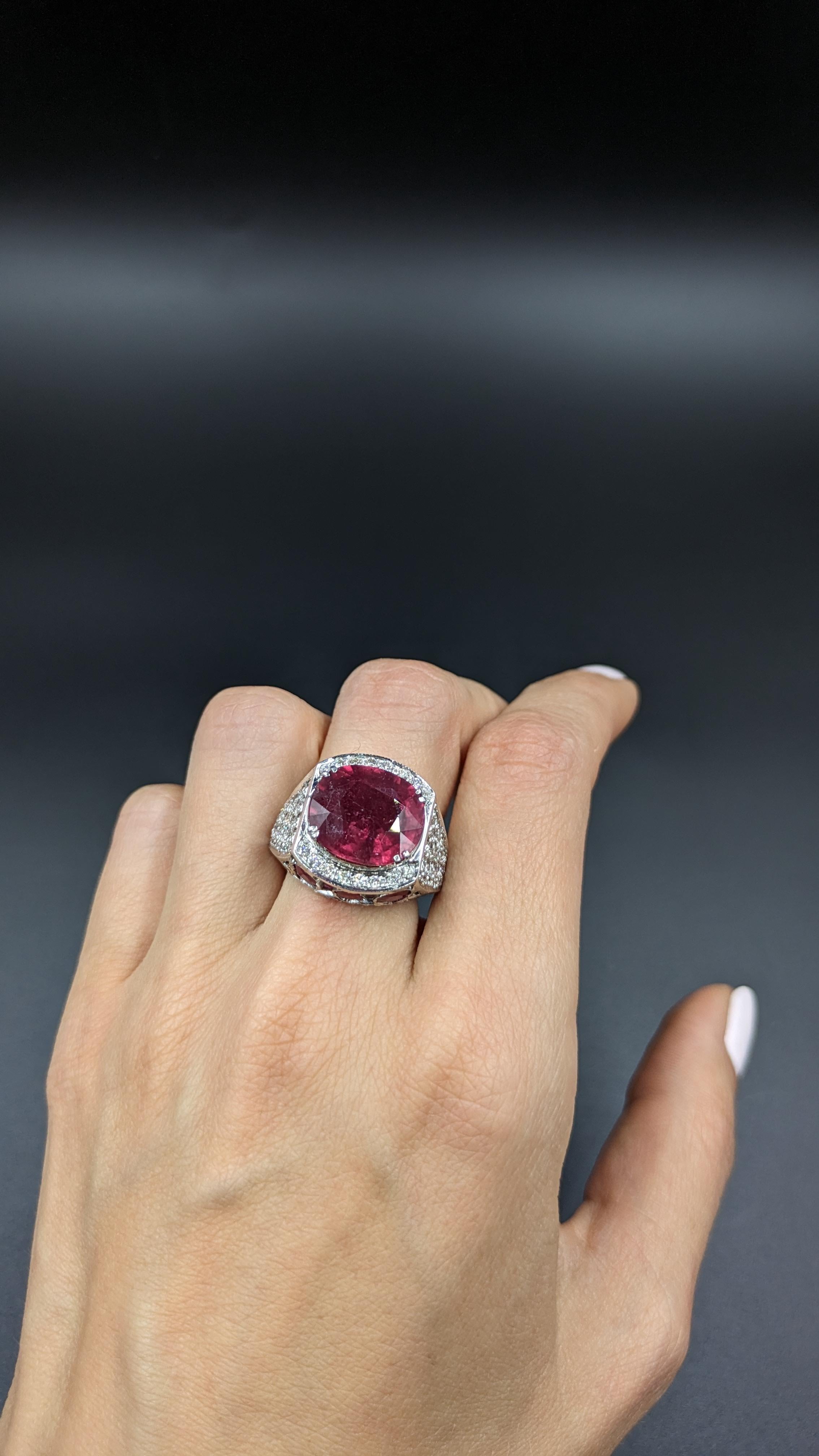 11 Carat Natural Ruby Ring and 2.3 carat Diamond Cocktail Ring In New Condition For Sale In New York, NY