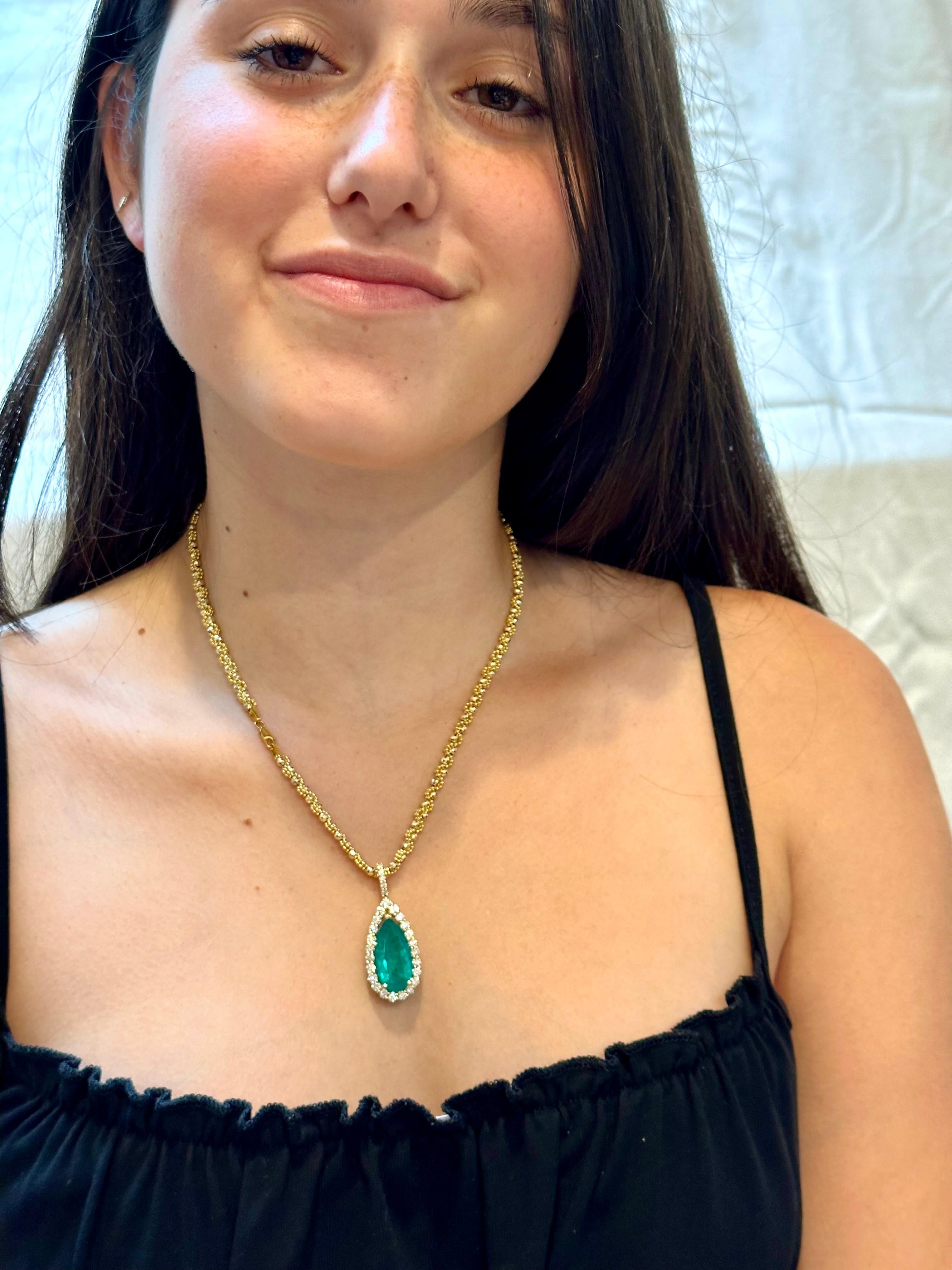 11 Carat Pear Shape Colombian Emerald and Diamond Pendant Necklace Enhancer For Sale 5