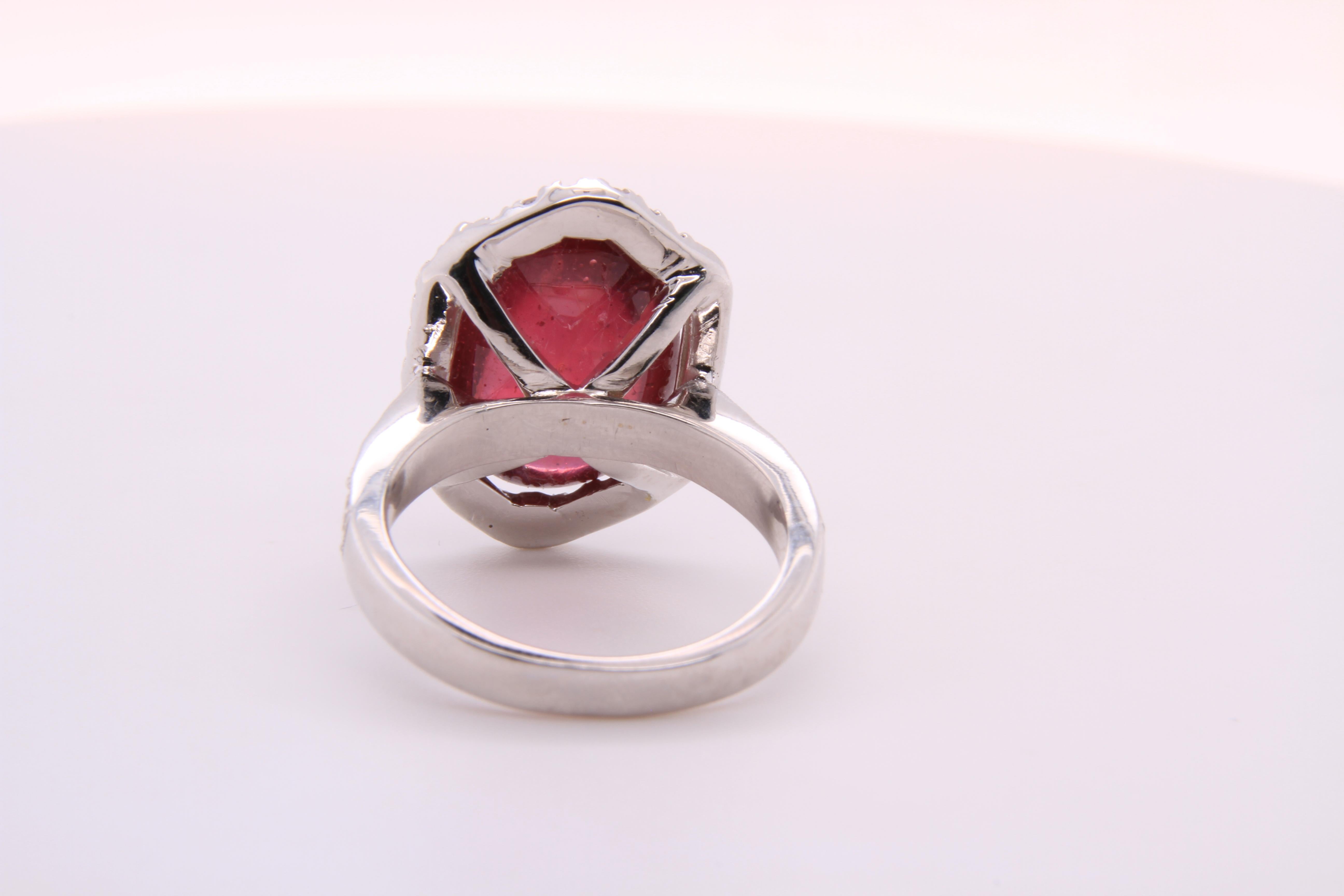 11 Carat Ruby Cabochon, Dome, with Diamonds, Cocktail Ring 5