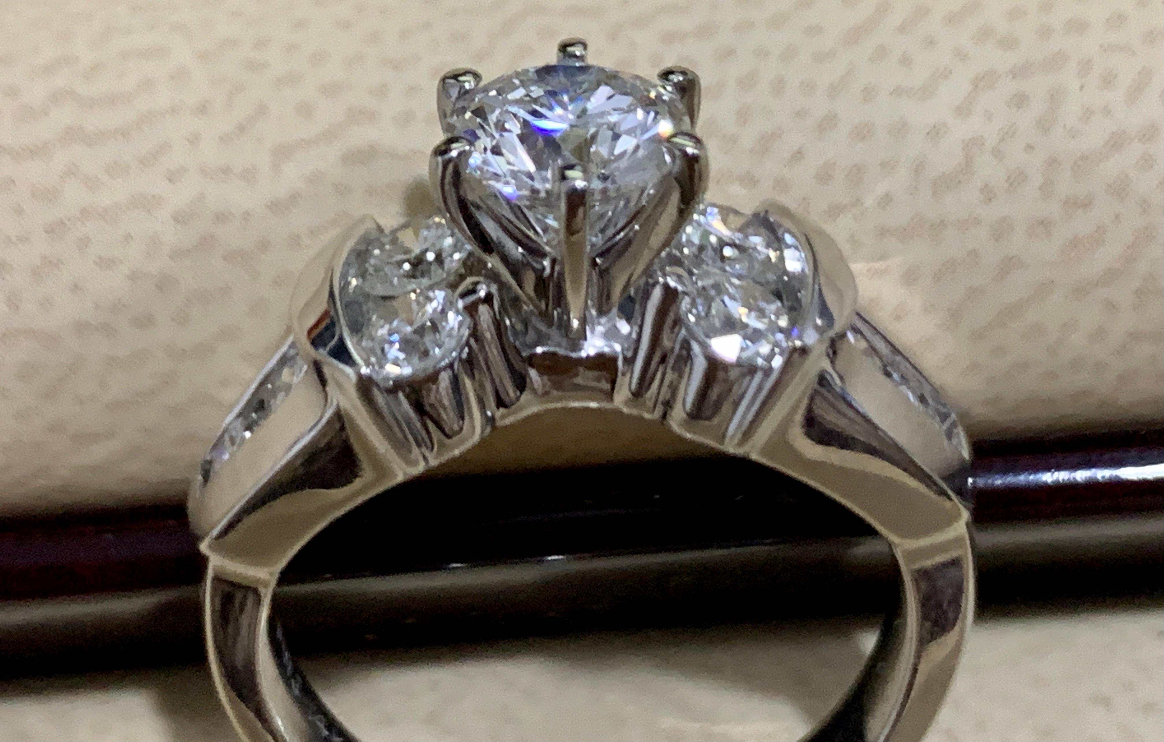 1.1 Carat Solitaire Round Shape 2 Carat Total Diamond 14 White Gold Ring In Excellent Condition In New York, NY