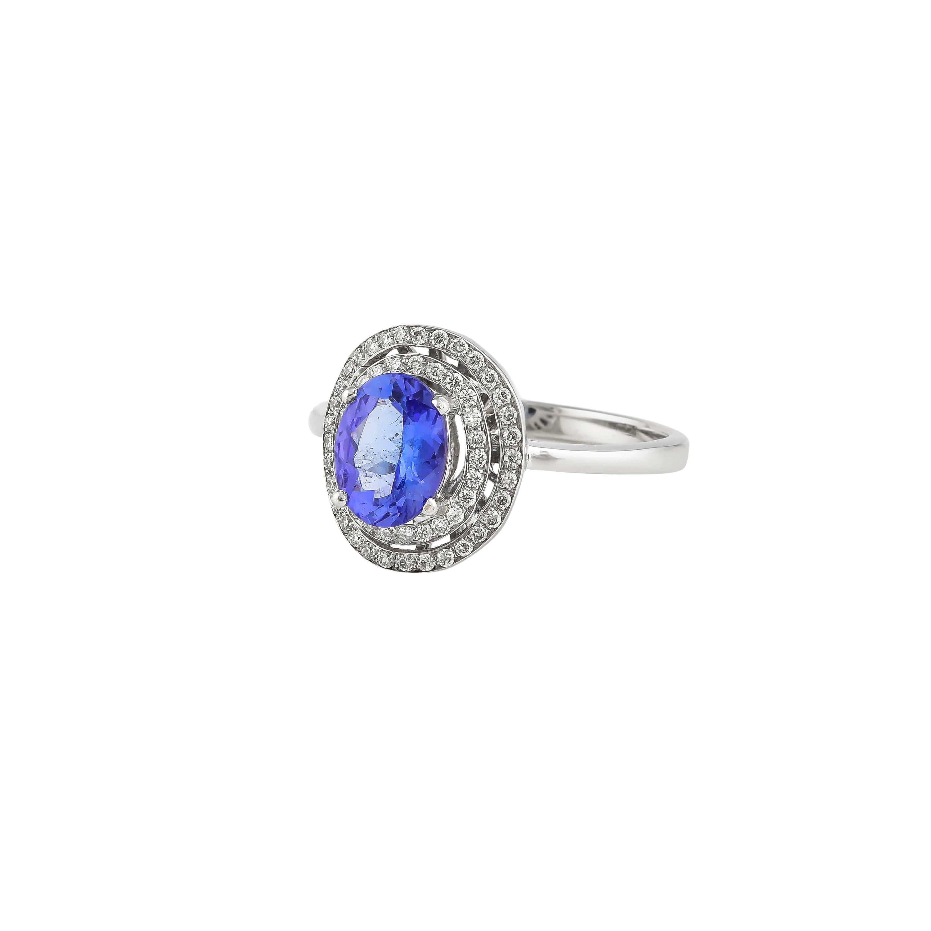 Sunita Nahata Tanzanite 1.10ct. Fancy Ring in 18K White Gold with Diamond. In New Condition For Sale In Hong Kong, HK