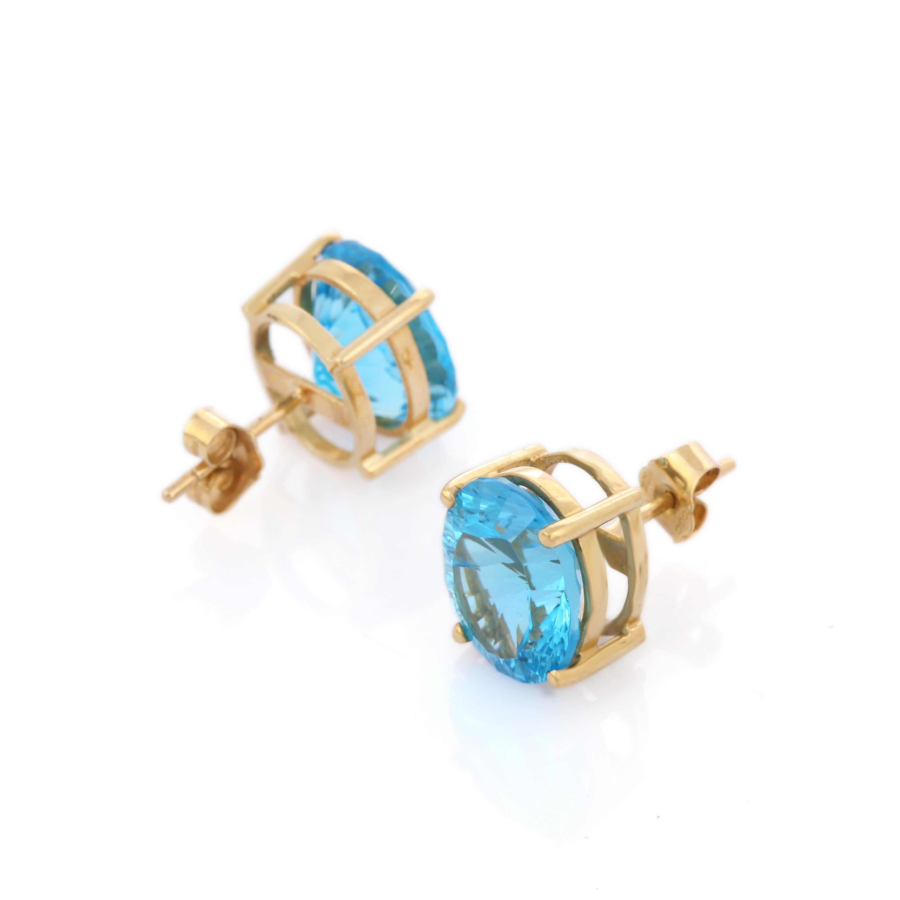 Modern 11 Ct Natural Blue Topaz Solitaire Stud Earrings Everyday Earrings in 10K Gold For Sale