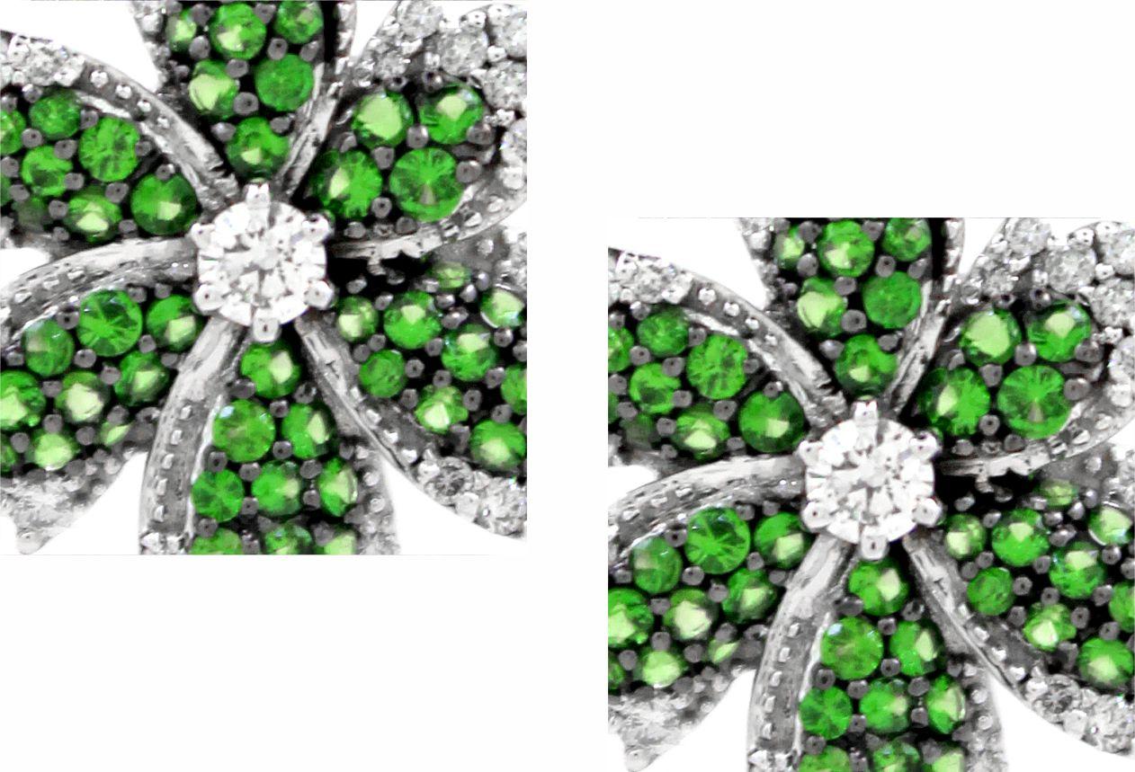 Moderno Orecchini con perno floreale di 1,1 carati di Tsavorite e 0,95 carati di diamante bianco in vendita