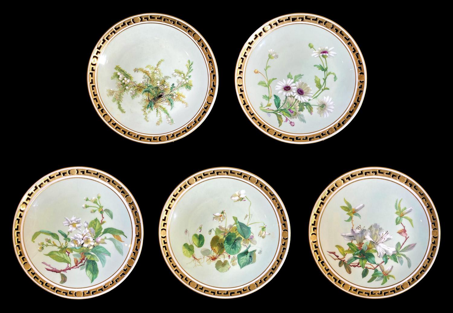 11 Speiseteller Blumen und Gold:: Minton Porzellan:: 1874-1884 (Vergoldet) im Angebot