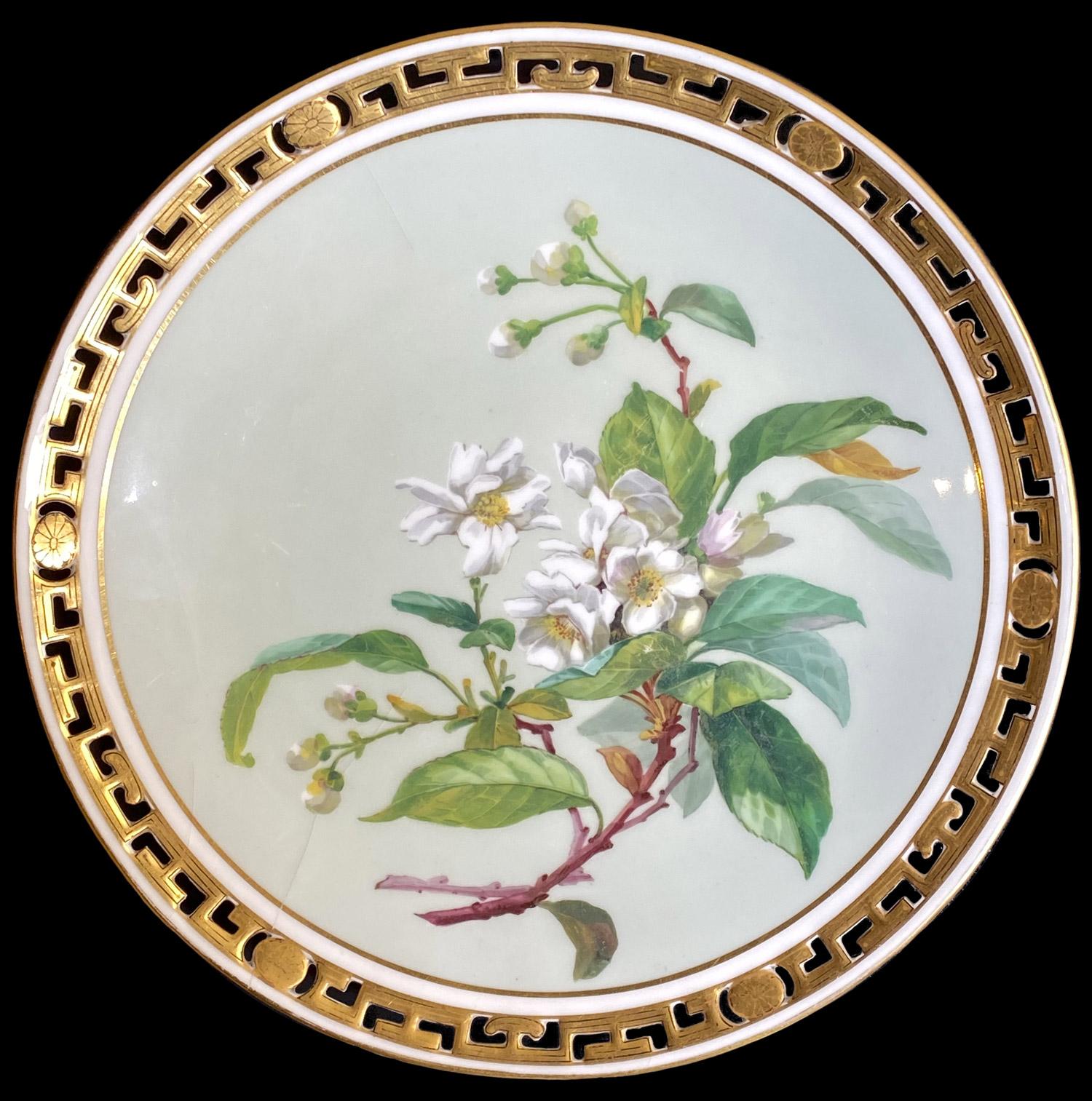 Gilt 11 Dinner Plates Flowers and Gold, Minton Porcelain, 1874-1884 For Sale