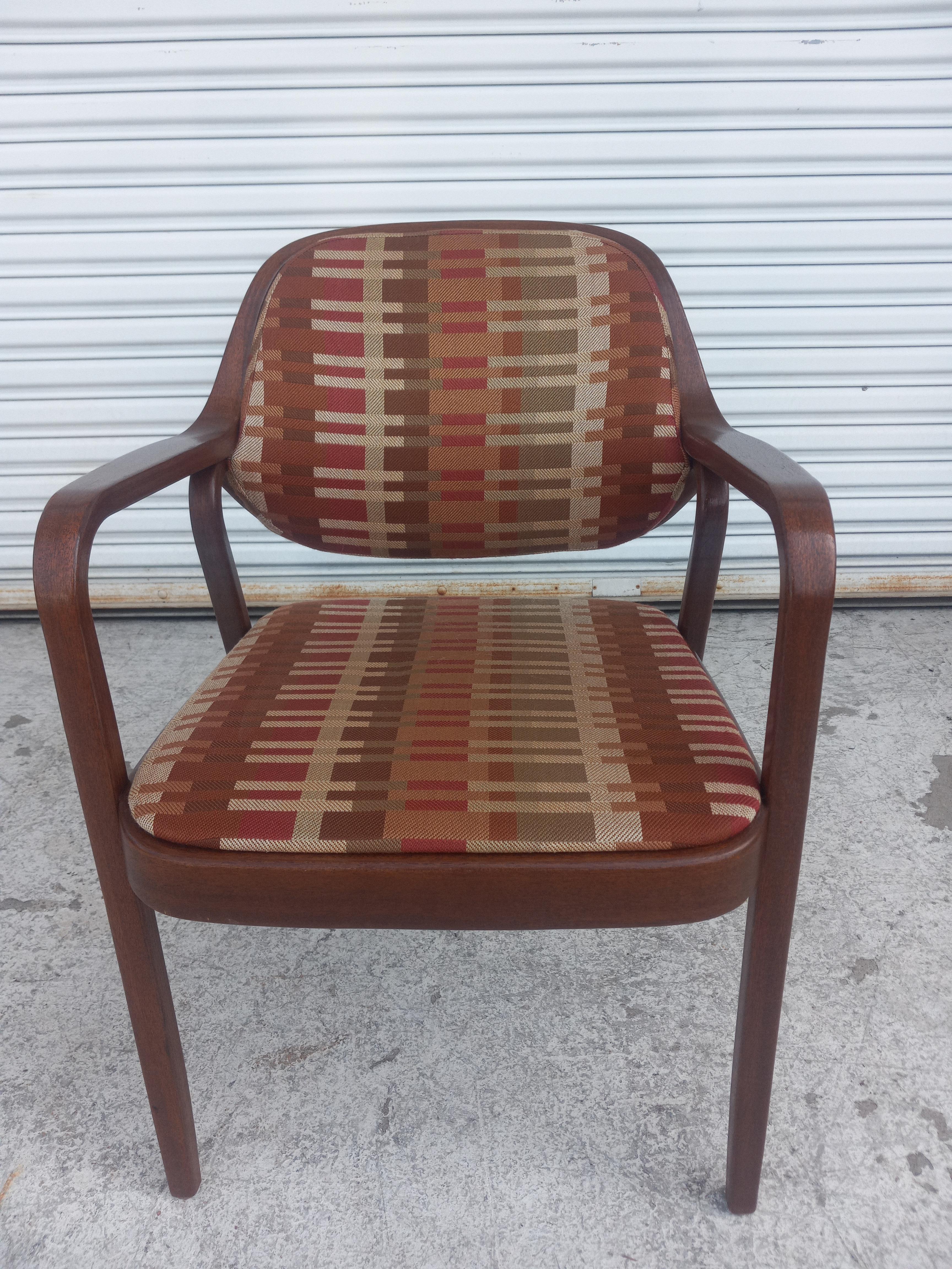 This is a nice set of chairs by Don Petit for Knoll International. They have bentwood arms and a nice Knoll fabric. 

There are (11) chairs available.

