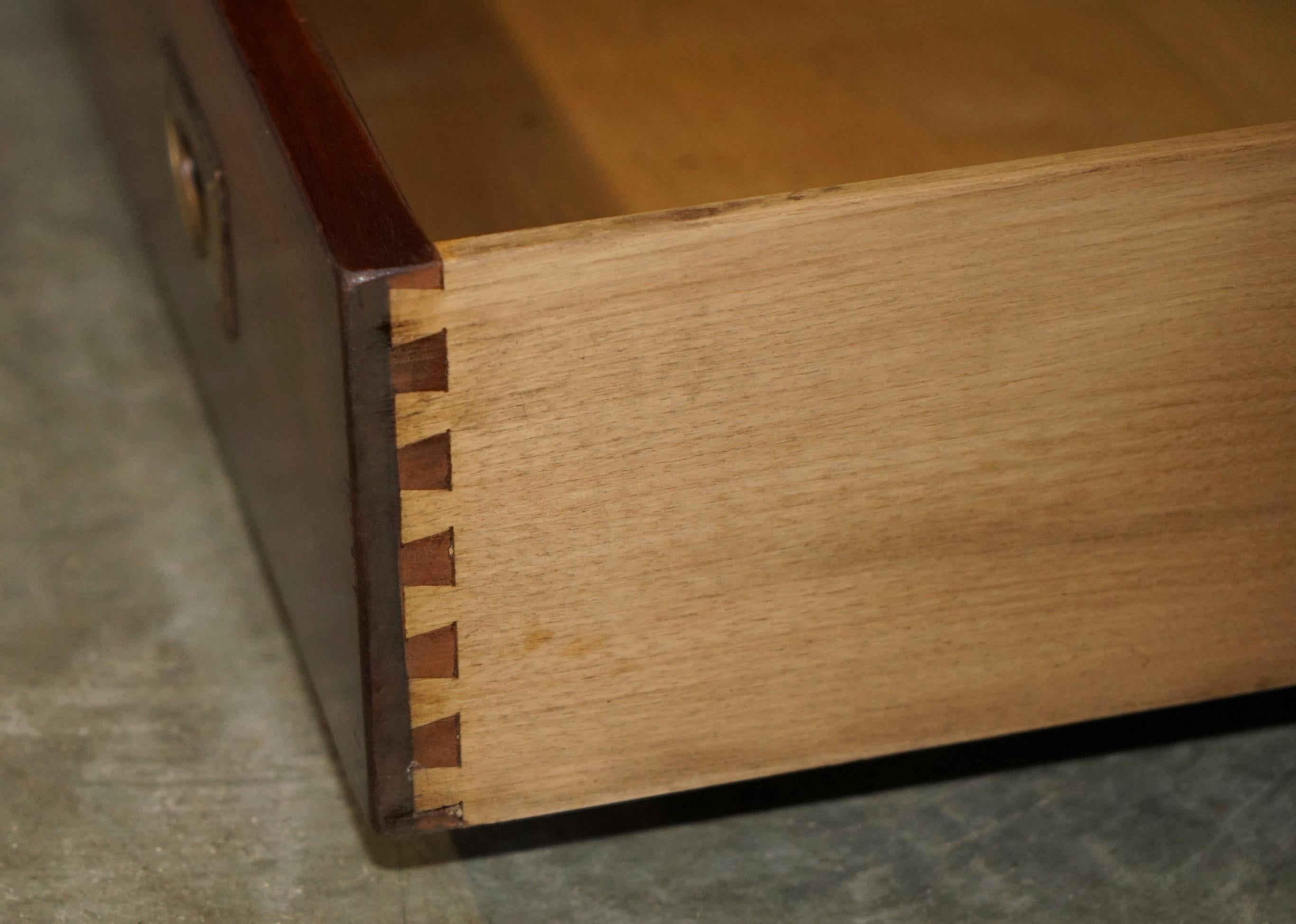 11 HARRODS KENNEDY (10 METERS) MILITARY OPEN LIBRARY HARDWOOD DiSPLAY BOOKCASES im Angebot 5