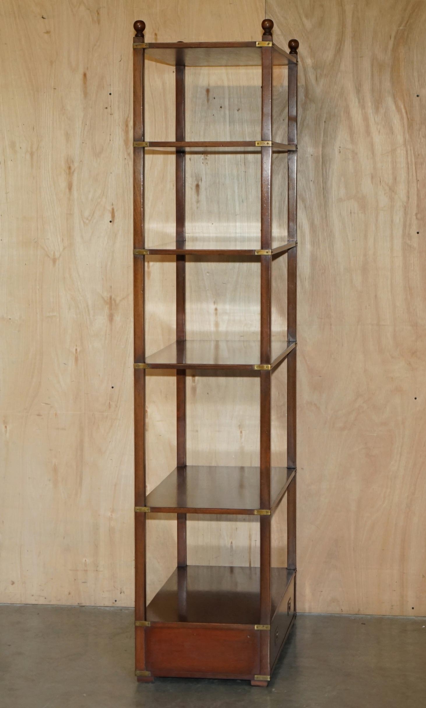 11 HARRODS KENNEDY (10 METERS) MILITARY OPEN LIBRARY HARDWOOD DiSPLAY BOOKCASES im Angebot 6