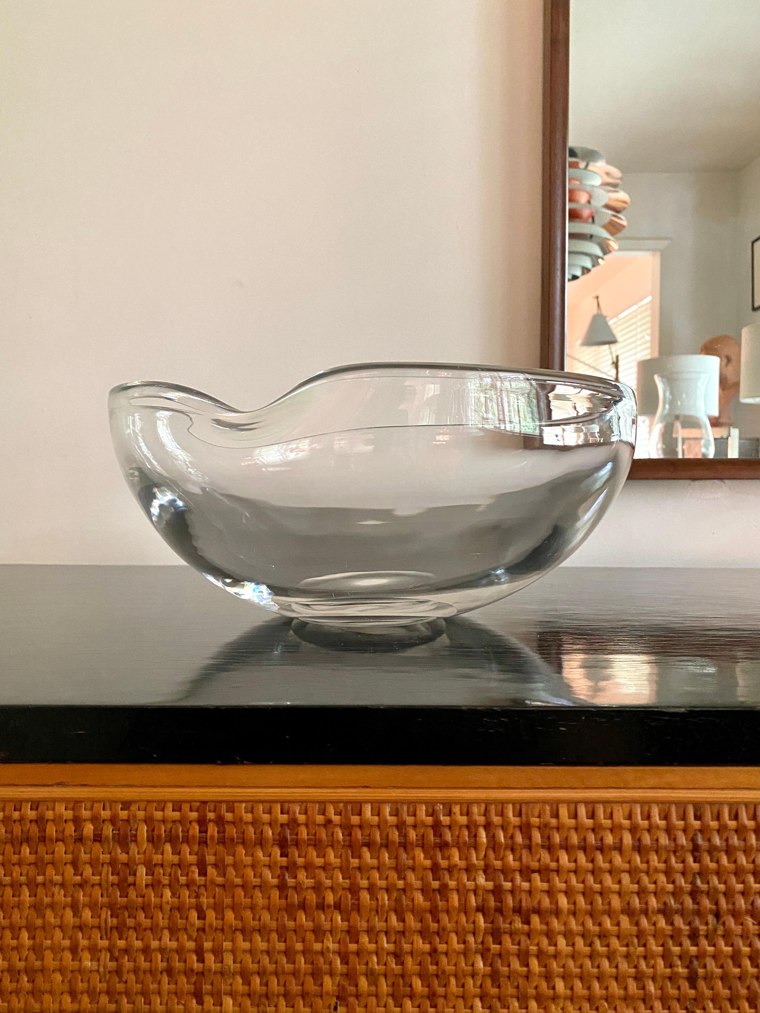 Post-Modern Clear Crystal Tumb Print Bowl Designed by Elsa Peretti for Tiffany For Sale