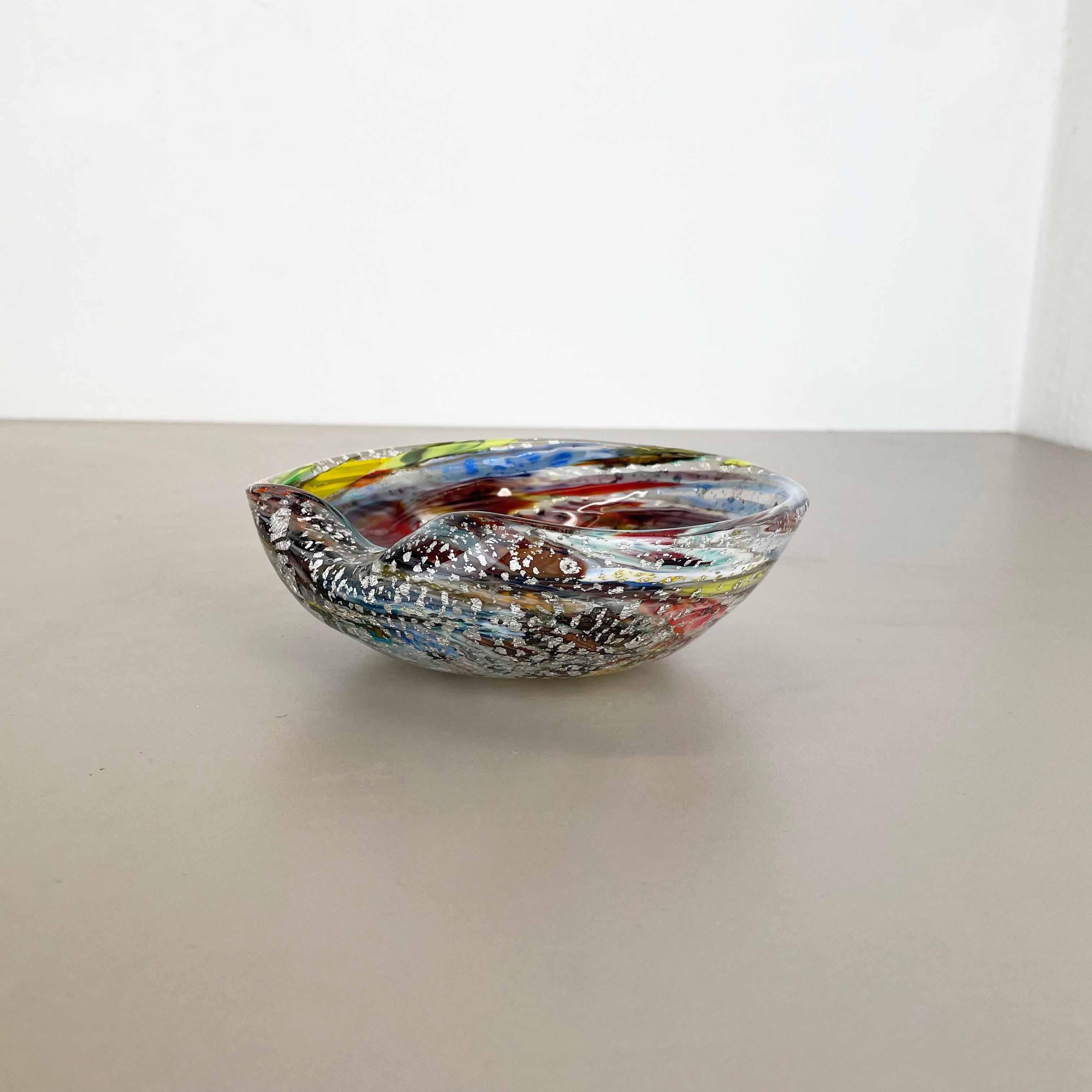 Mid-Century Modern 1, 1 kg Murano Glass Bowl silver Flakes Shell Ashtray by Dino Martens Italy 1960s For Sale