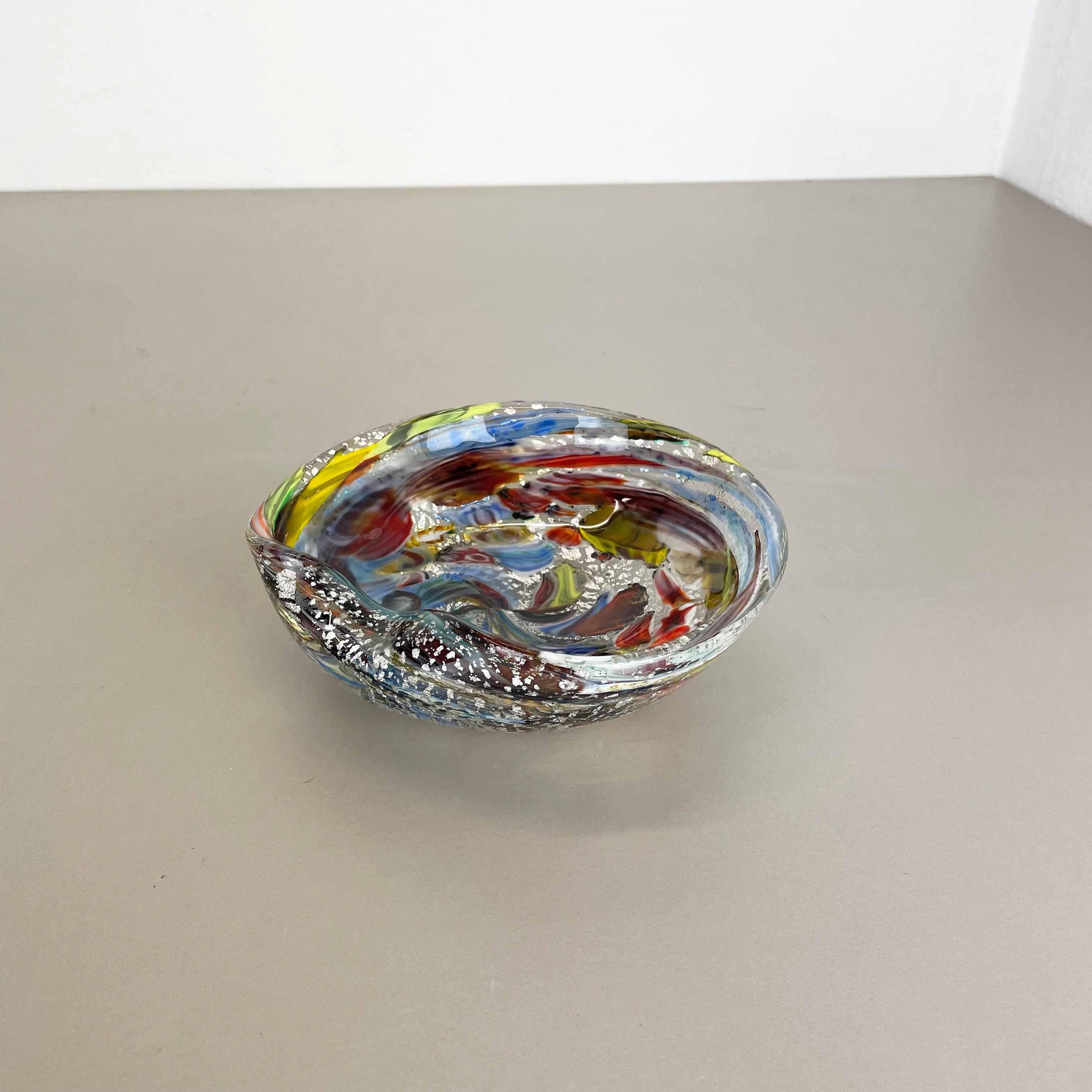 Italian 1, 1 kg Murano Glass Bowl silver Flakes Shell Ashtray by Dino Martens Italy 1960s For Sale