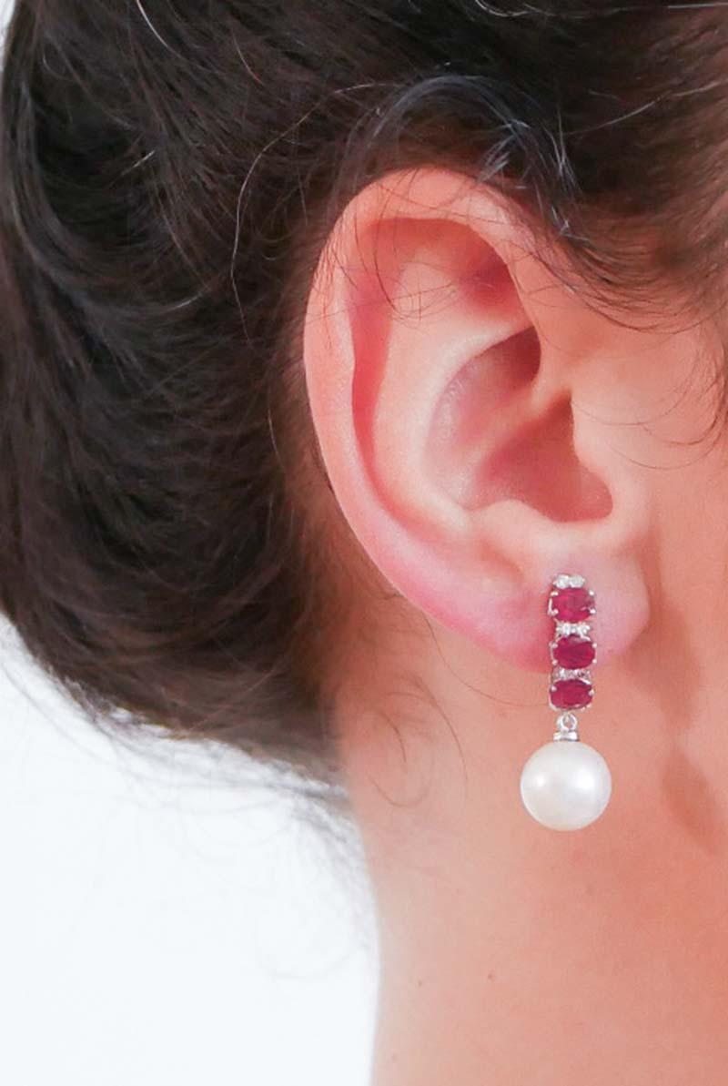 11 Mm Perlen, Rubine, Diamanten, 18 Karat Weißgold Ohrringe. im Zustand „Neu“ im Angebot in Marcianise, Marcianise (CE)