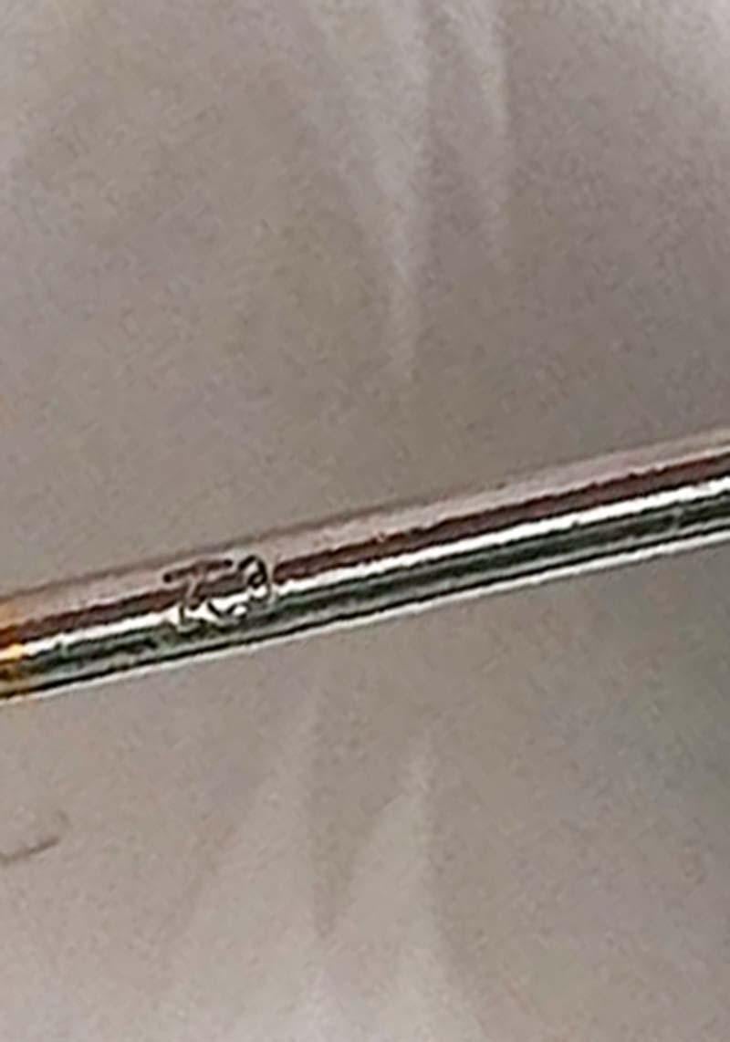 Donna Orecchini da 11 mm con perle bianche, diamanti, zaffiri, oro bianco 18 carati. in vendita