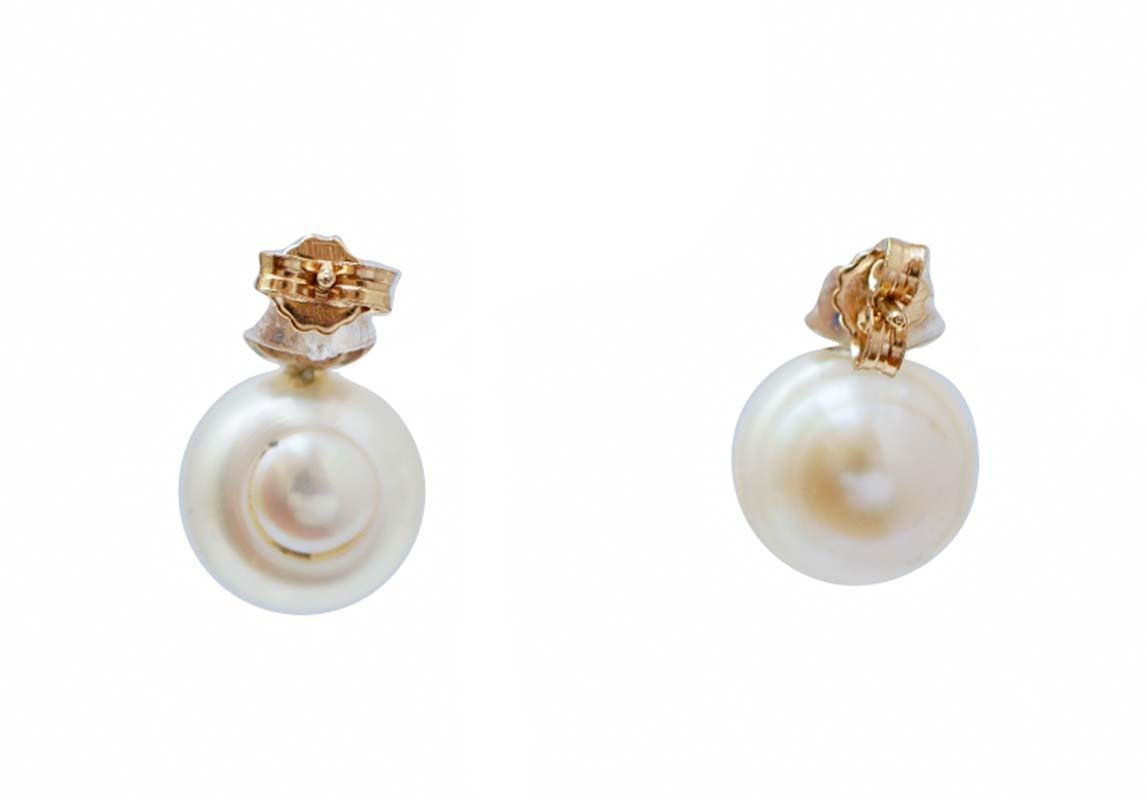 Rétro Orecchini da 11 mm con perle bianche, zaffiri, diamanti, oro rosa 14 carati. in vendita