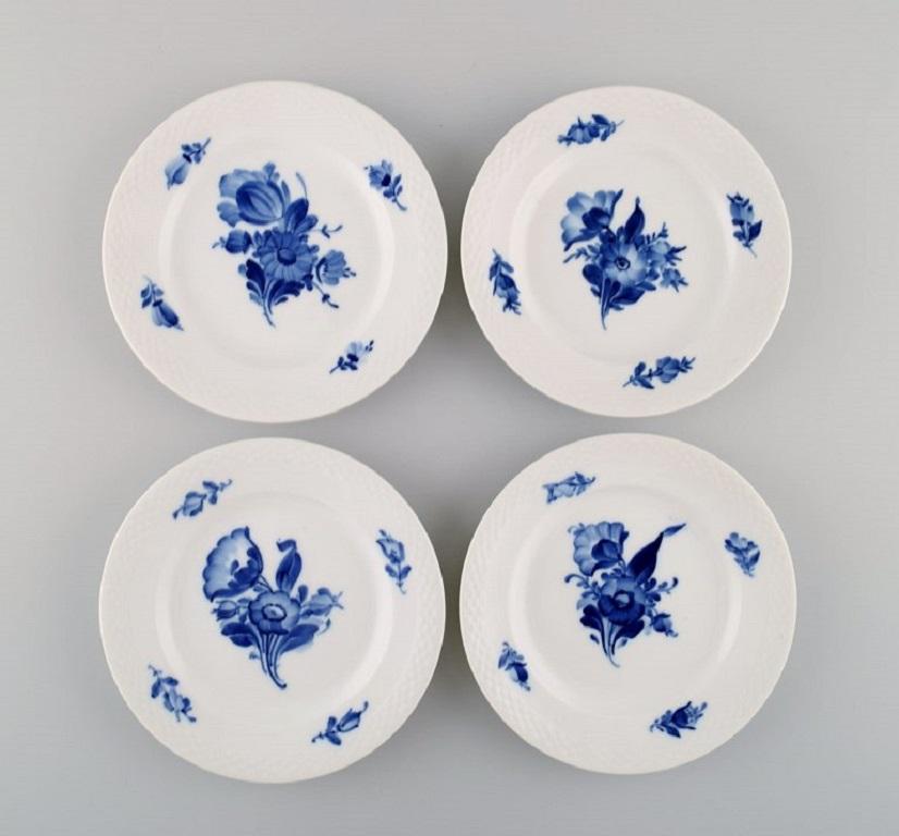 11 Royal Copenhagen blaue Blume Geflochtene Kuchenteller. Modellnummer 10/8092.
Durchmesser: 16,2 cm.
In ausgezeichnetem Zustand.
Gestempelt.
1. Fabrikqualität.