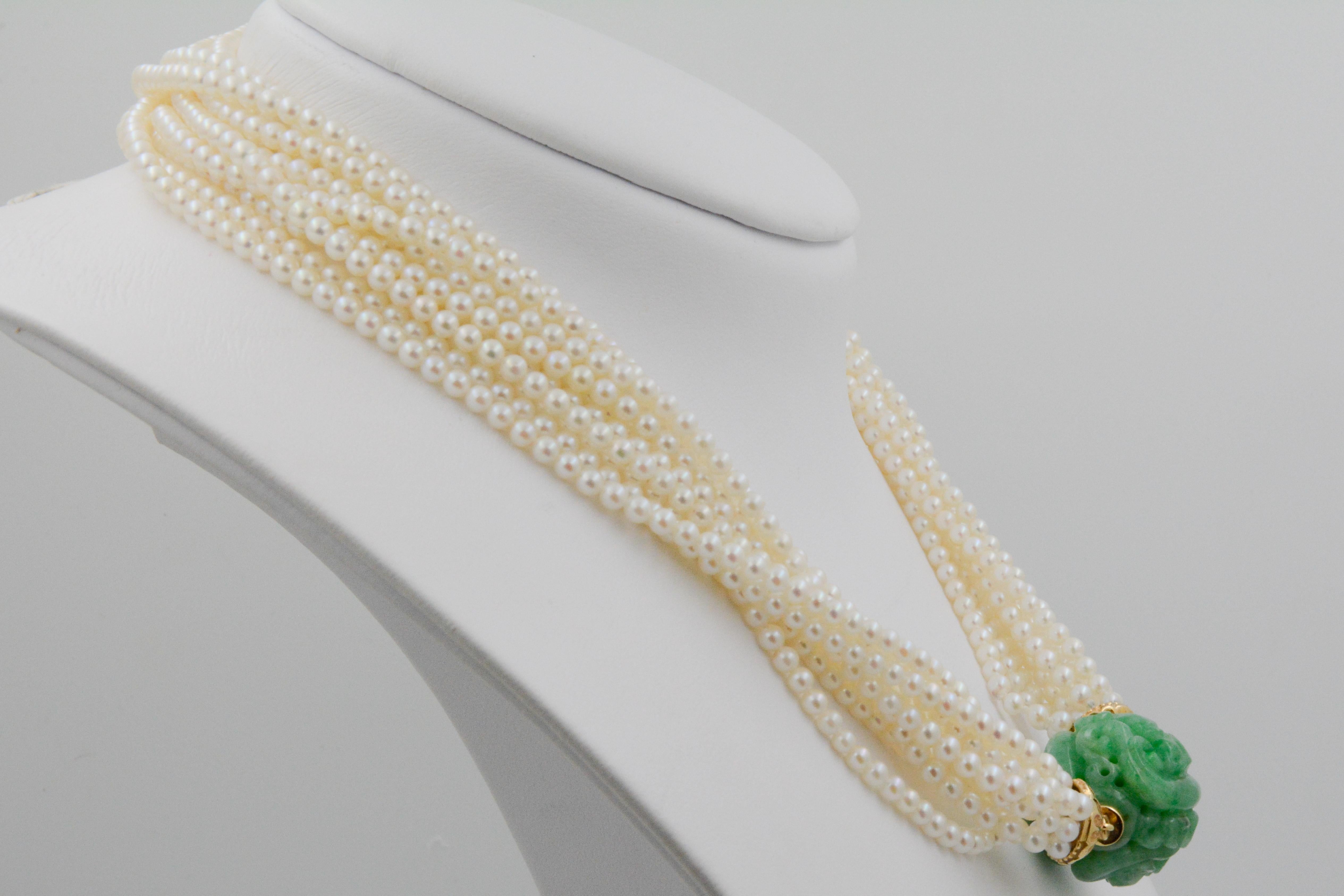 11-Strand Akoya Pearl and Carved Jadeite 18 Karat Yellow Gold Necklace In Excellent Condition In Dallas, TX