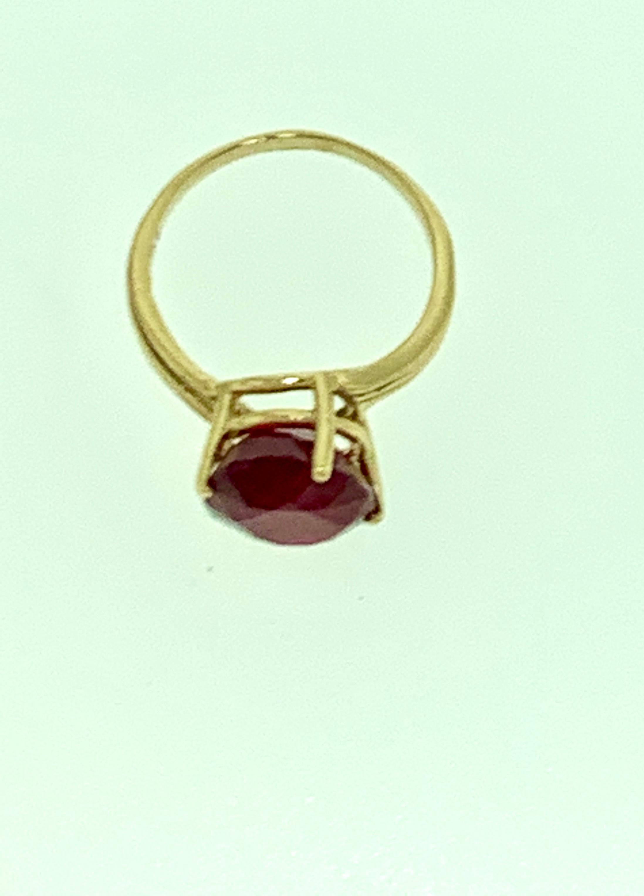 Oval Cut 7 Carat Treated Ruby 14 Karat Yellow Gold Ring,  5