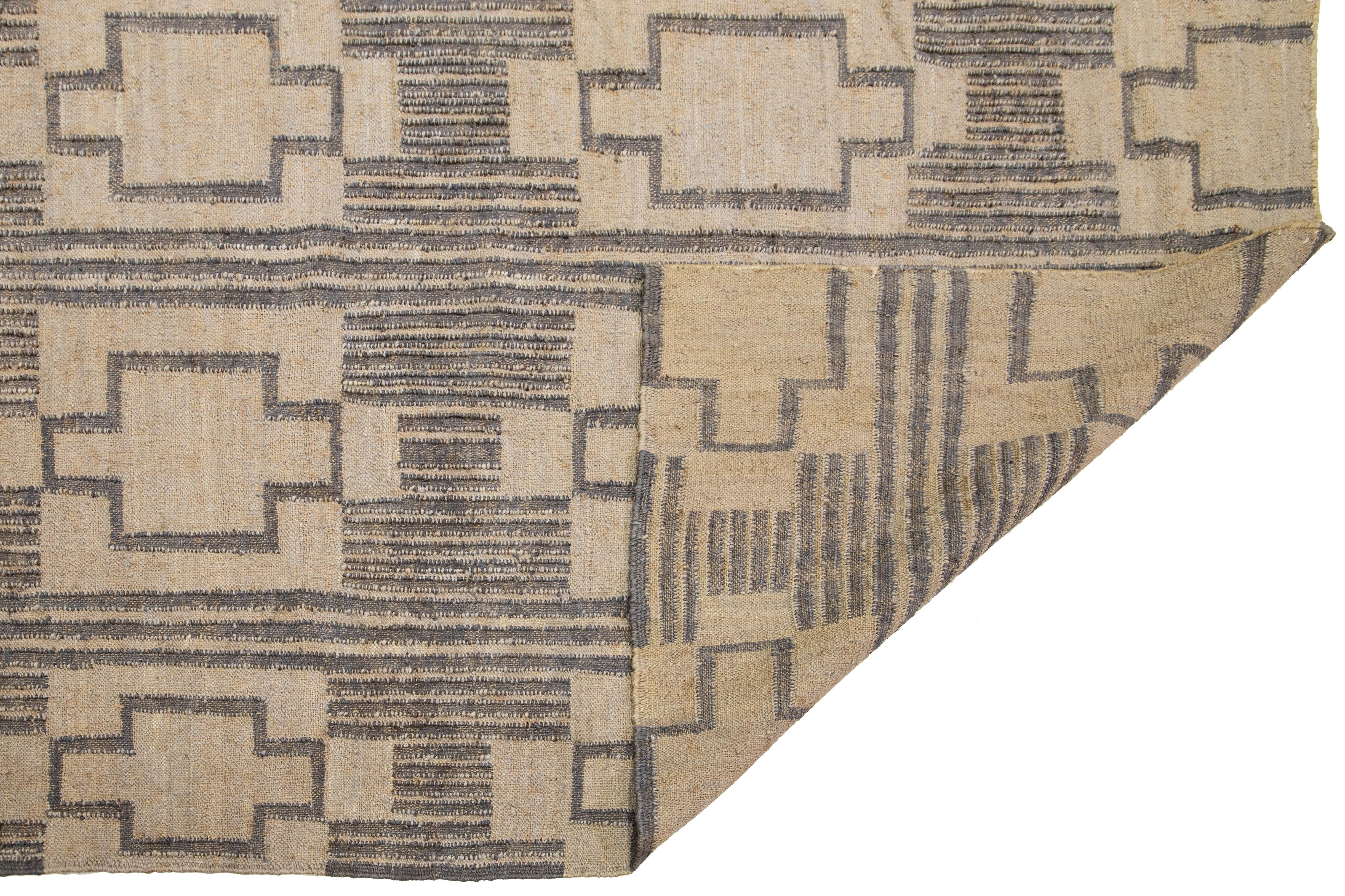 11 x 14 Contemporary Dhurrie Designed Natural Jute Rug (Organische Moderne) im Angebot