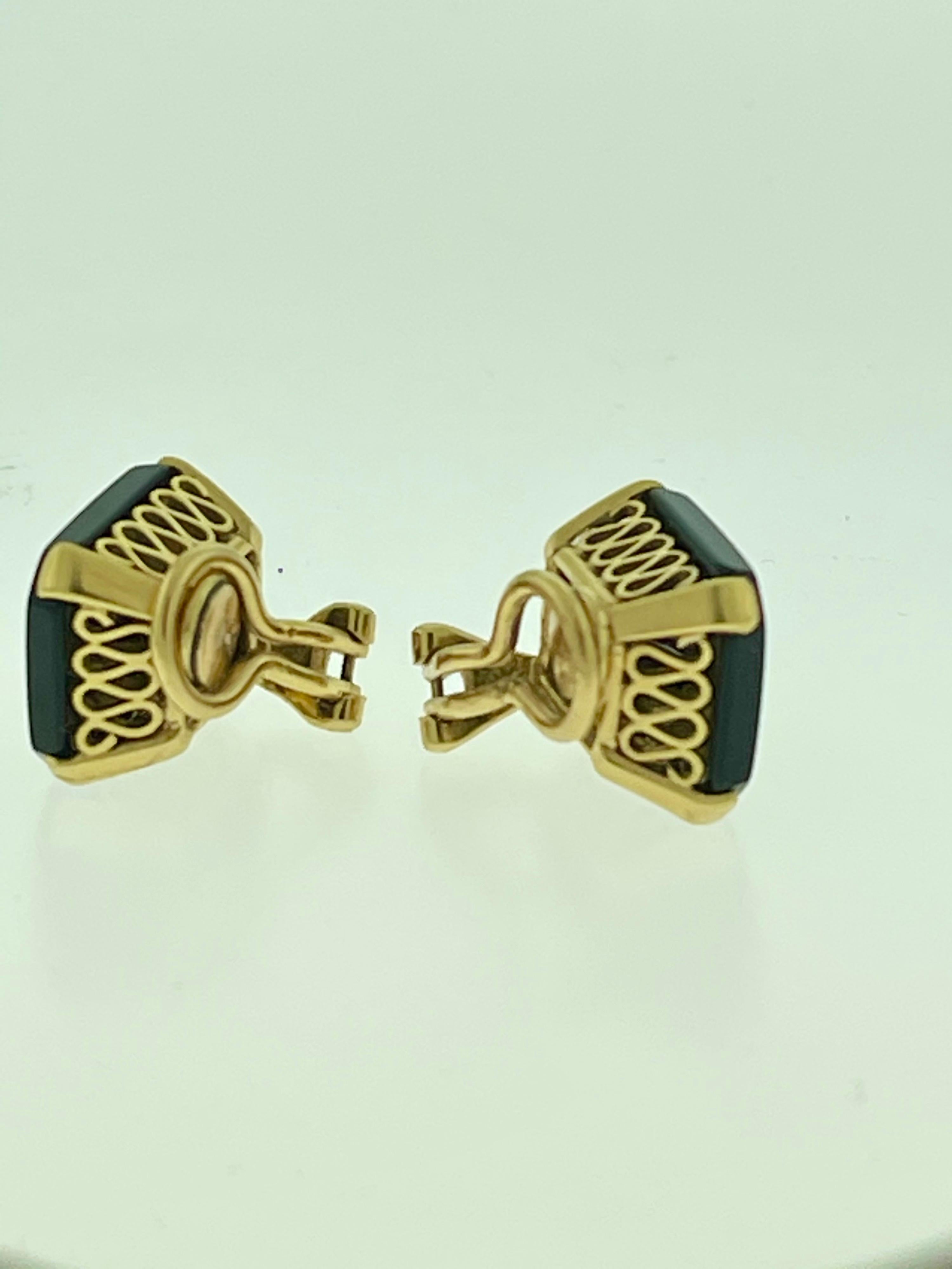 Emerald Cut Black Onyx Clip Earring in 18 Karat Yellow Gold, Earrings For Sale 1