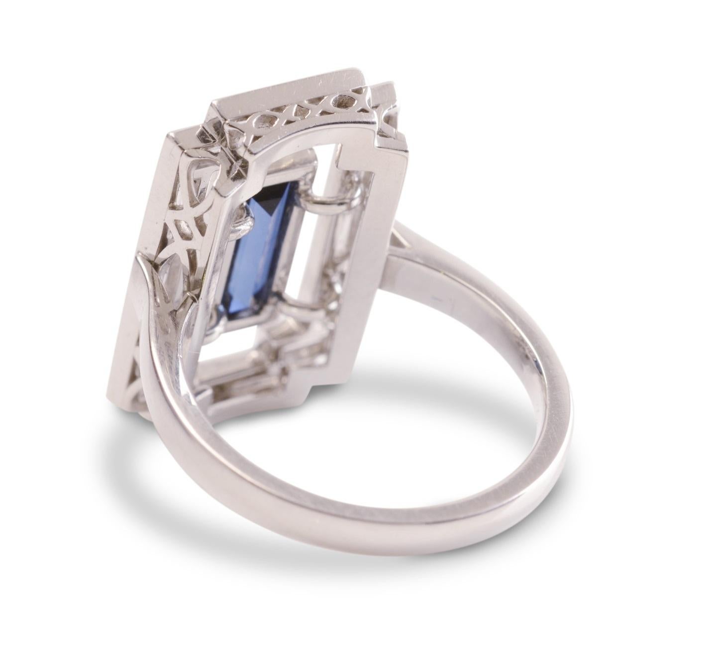 1.10 Carat Blue Sapphire and 1.20 Carat Diamond Art Deco Platinum Tablet Ring In New Condition For Sale In Sydney, NSW