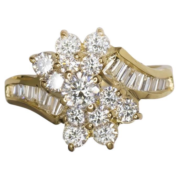 1.10 Carat Brilliant Cut Diamond Cluster Cocktail Ring 18 Carats Yellow Gold