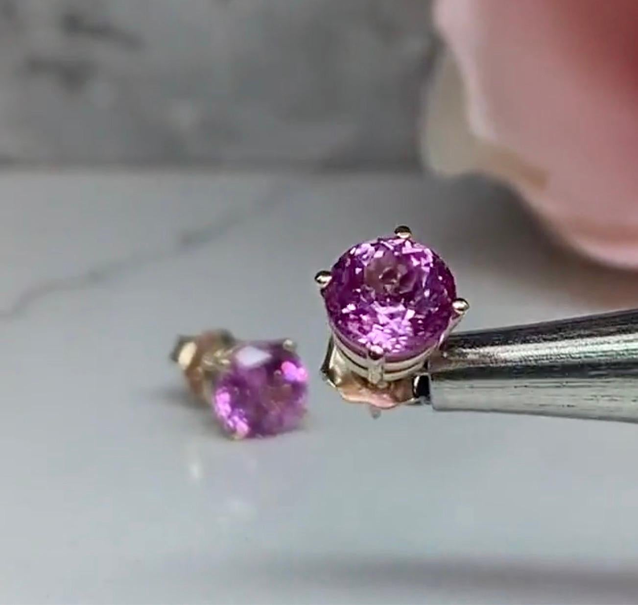 Round Cut 1.10 Carat Ceylon Pink Sapphire Stud Earrings Gold - Platinum For Sale