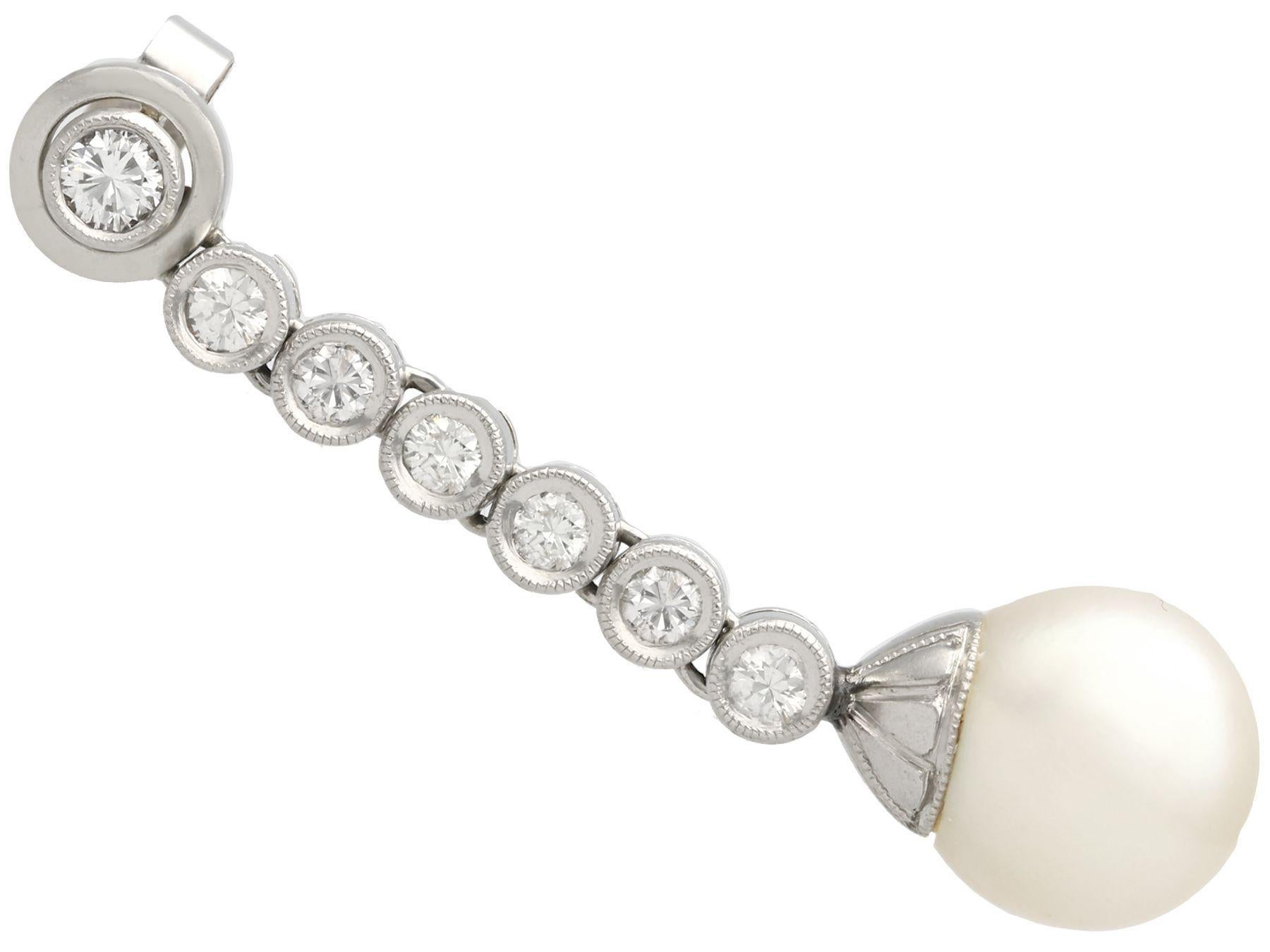 Taille ronde Boucles d'oreilles en goutte en platine et or blanc avec diamants de 1,10 carat et perle de culture en vente