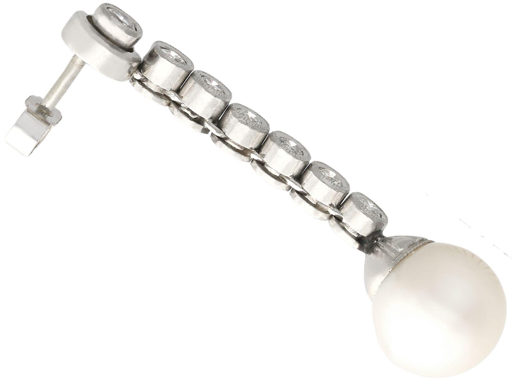 Boucles d'oreilles en goutte en platine et or blanc avec diamants de 1,10 carat et perle de culture Unisexe en vente
