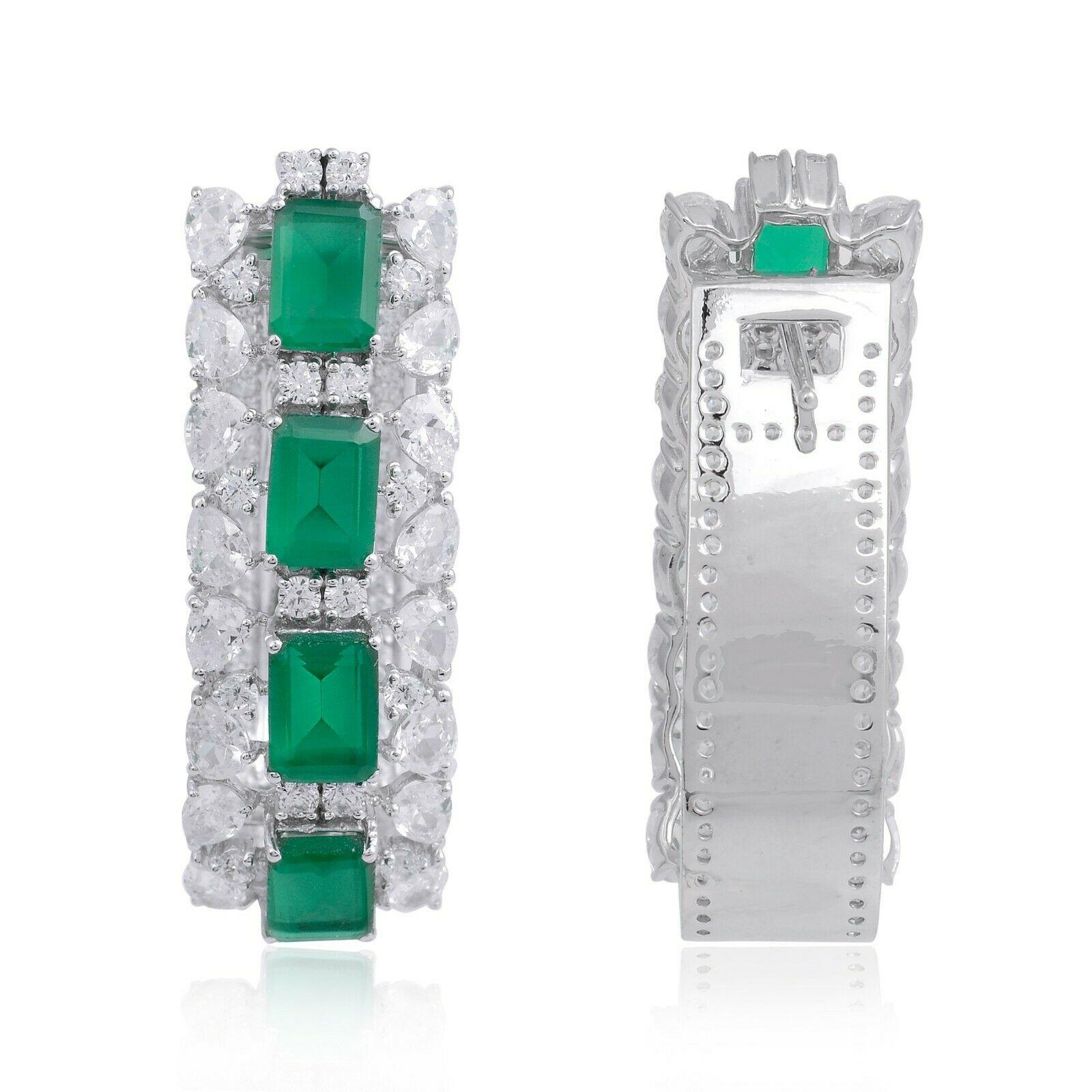 Modern 11.0 Carat Diamond Emerald 18 Karat White Gold Earrings For Sale