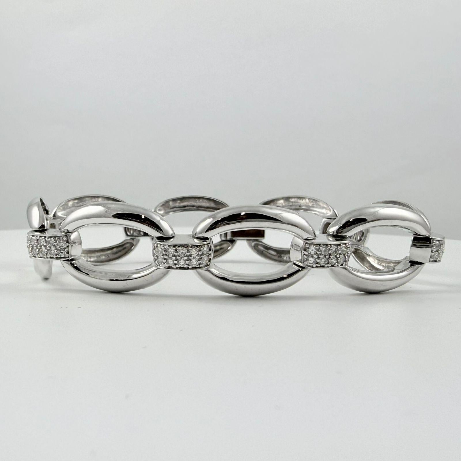 Bracelet fantaisie en or blanc 14 carats à maillons et diamants de 1,10 carat en vente 1