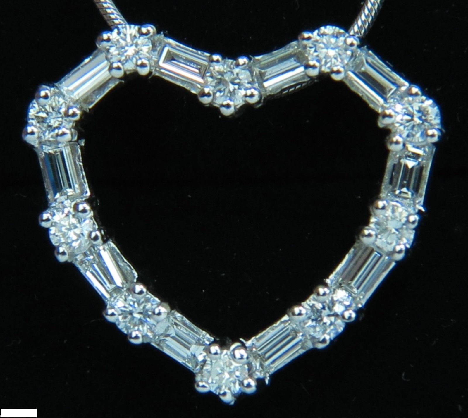 Ciondolo a cuore con diamanti da 1,10 carati 14 carati G Vs In condizioni Nuovo in vendita a New York, NY