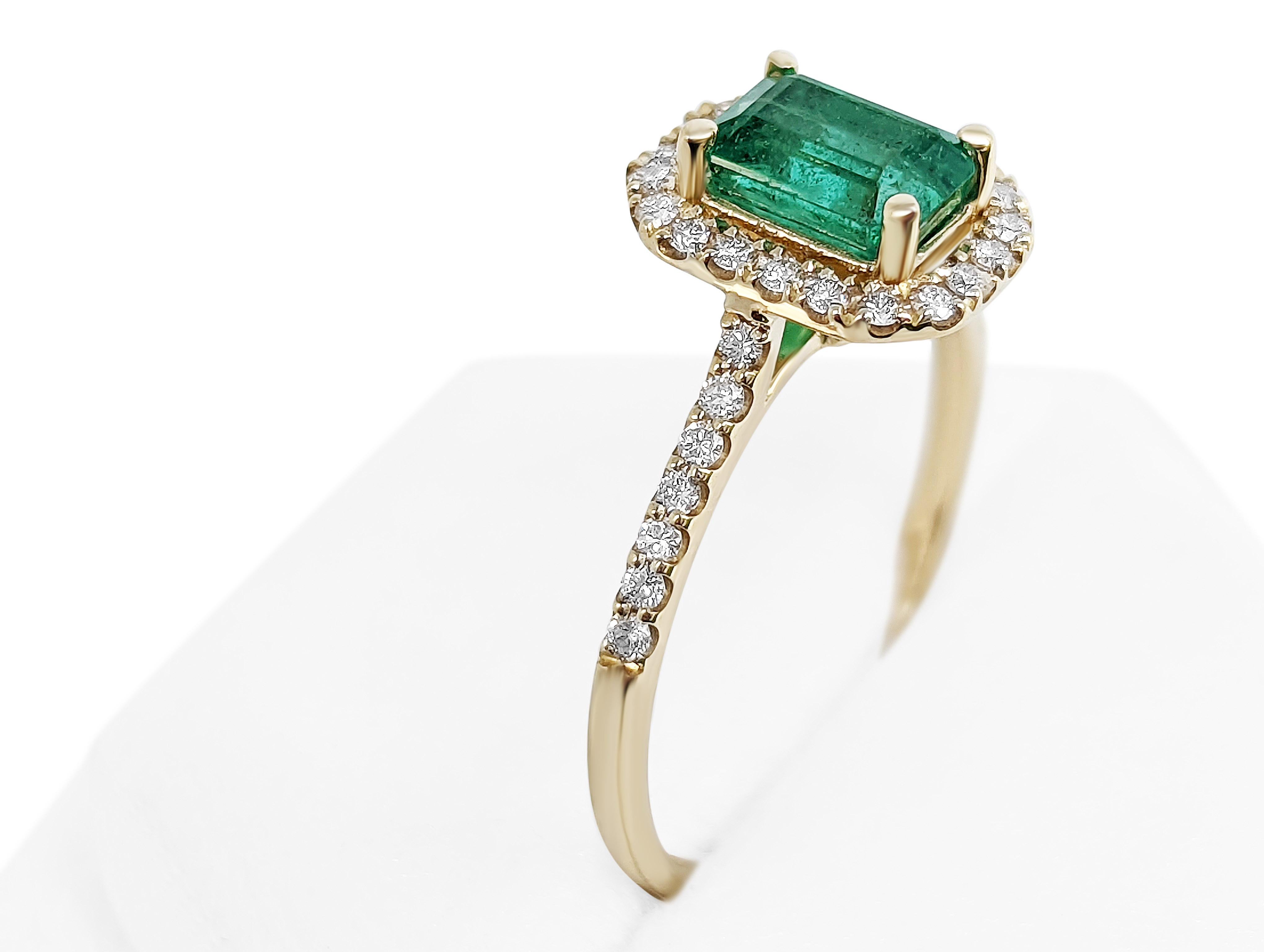 1.10 Carat Emerald & 0.30 Ct Diamonds, 14 Kt. Yellow Gold Ring 1