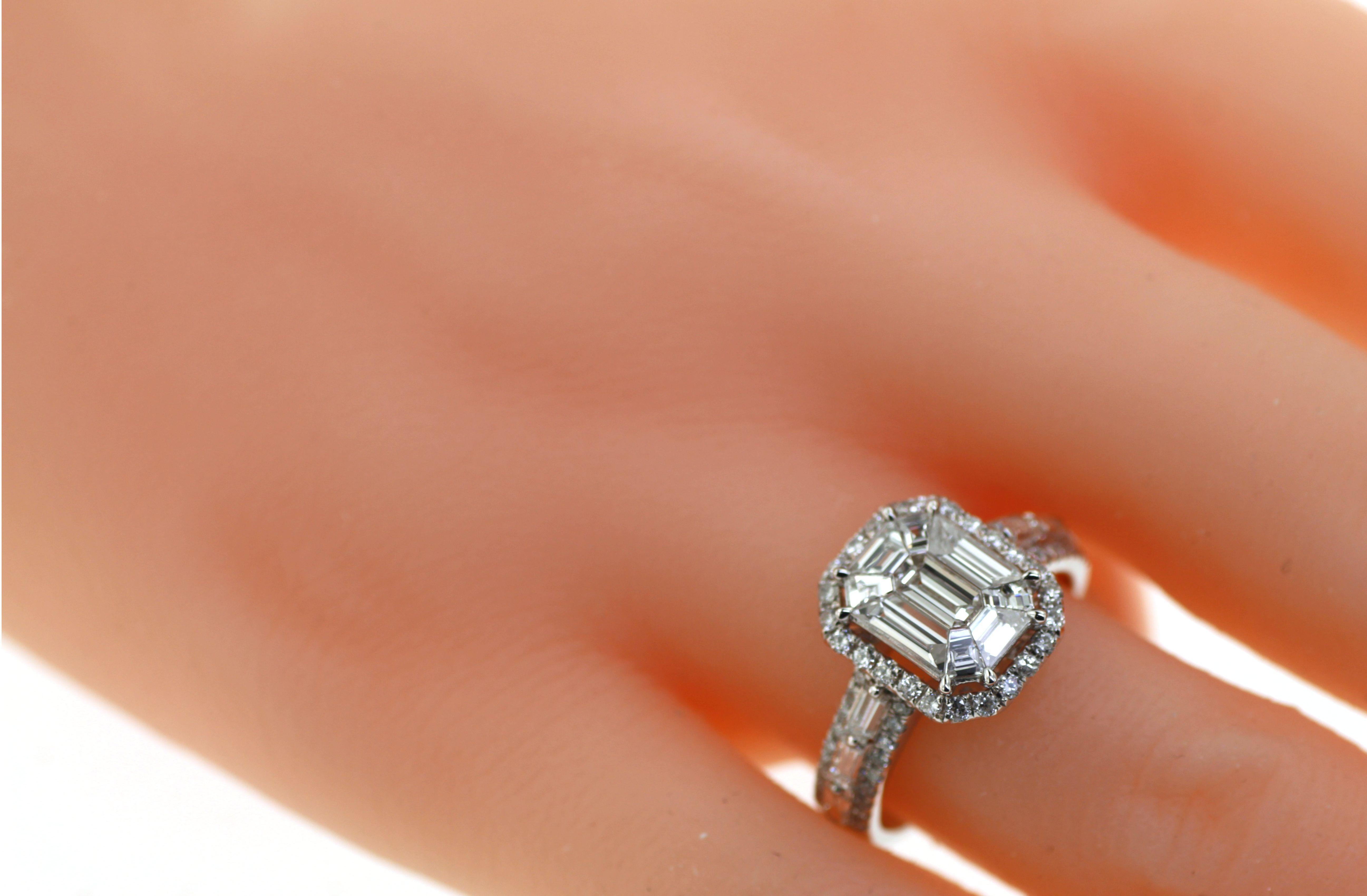 1.10 Carat Illusion Setting Diamond Ring in 18 Karat White Gold In New Condition In Hong Kong, HK