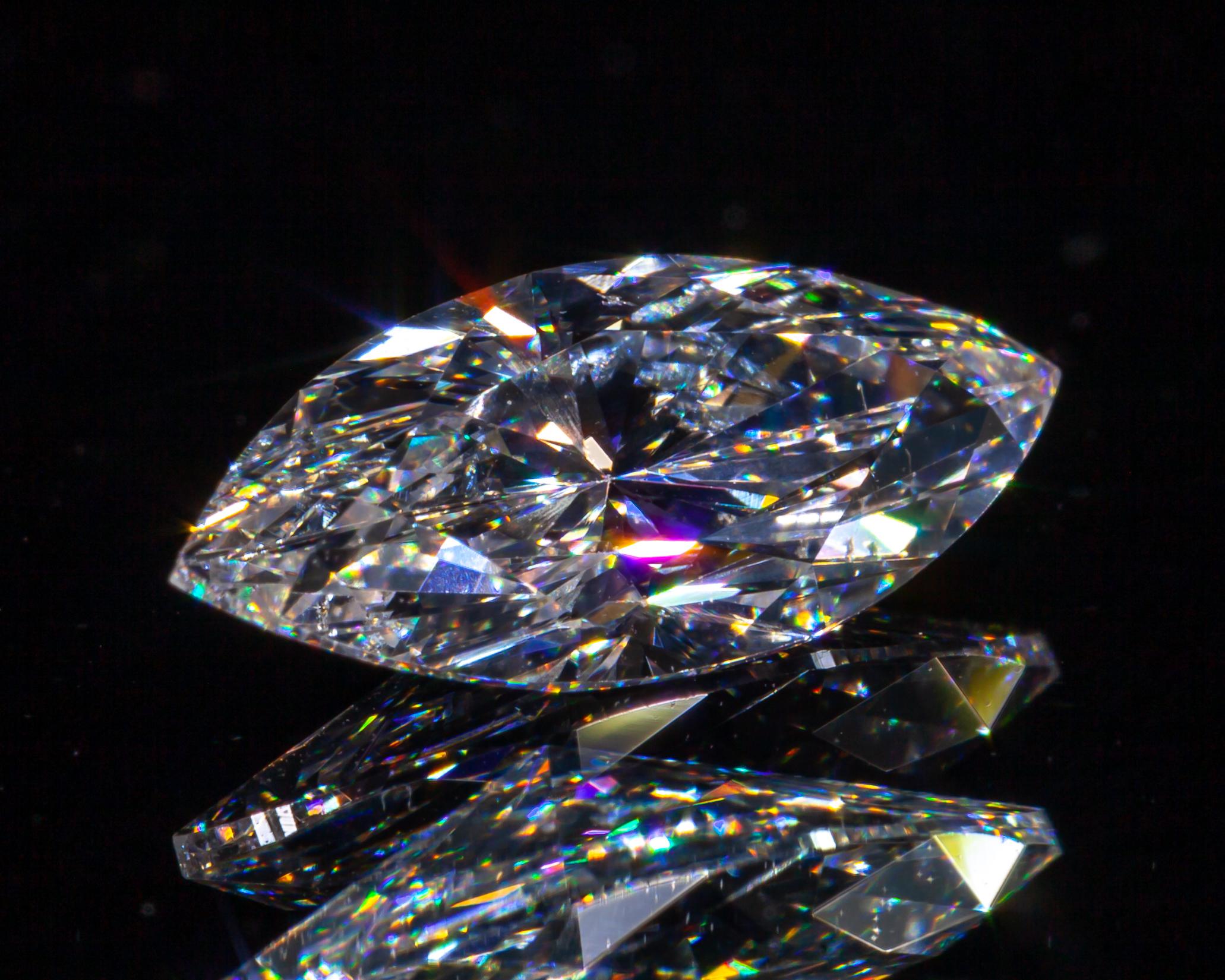 Diamant taille brillant marquise de 1,10 carat non serti D / I1 certifié GIA Excellent état - En vente à Sherman Oaks, CA