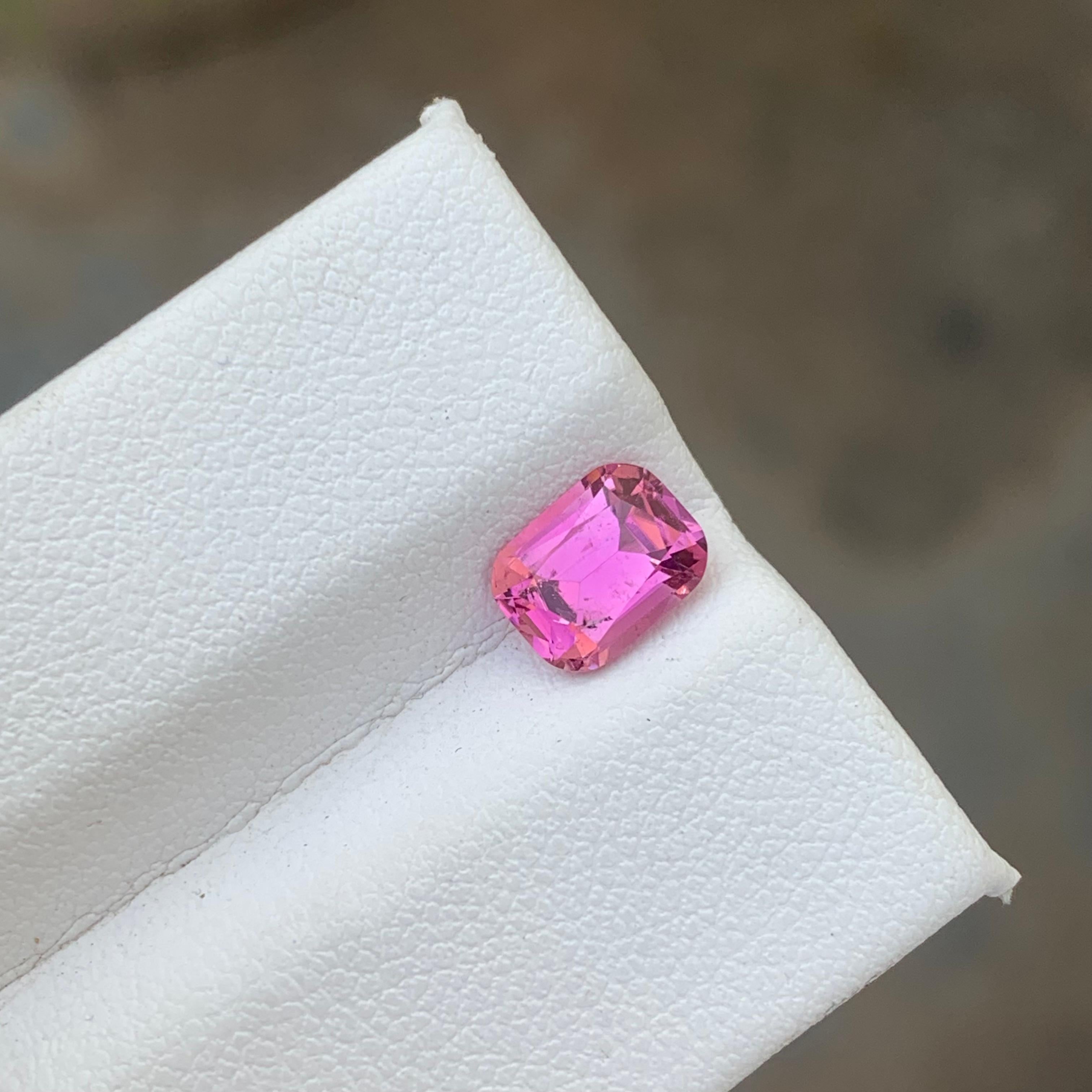 1.10 Carat Natural Loose Hot Pink Tourmaline Gemstone Cushion Shape Kunar Mine In New Condition For Sale In Peshawar, PK