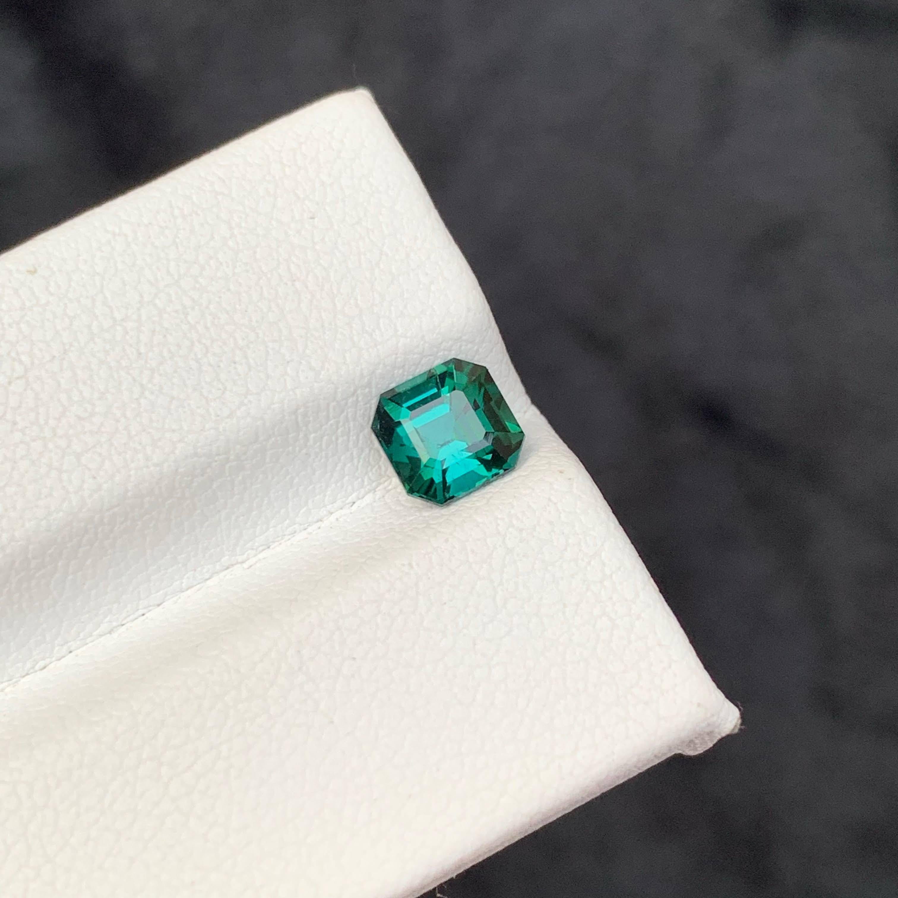 1,10 carati di tormalina blu Lagoon naturale sfusa con taglio Asscher Gemma afgana In condizioni Nuovo in vendita a Bangkok, TH