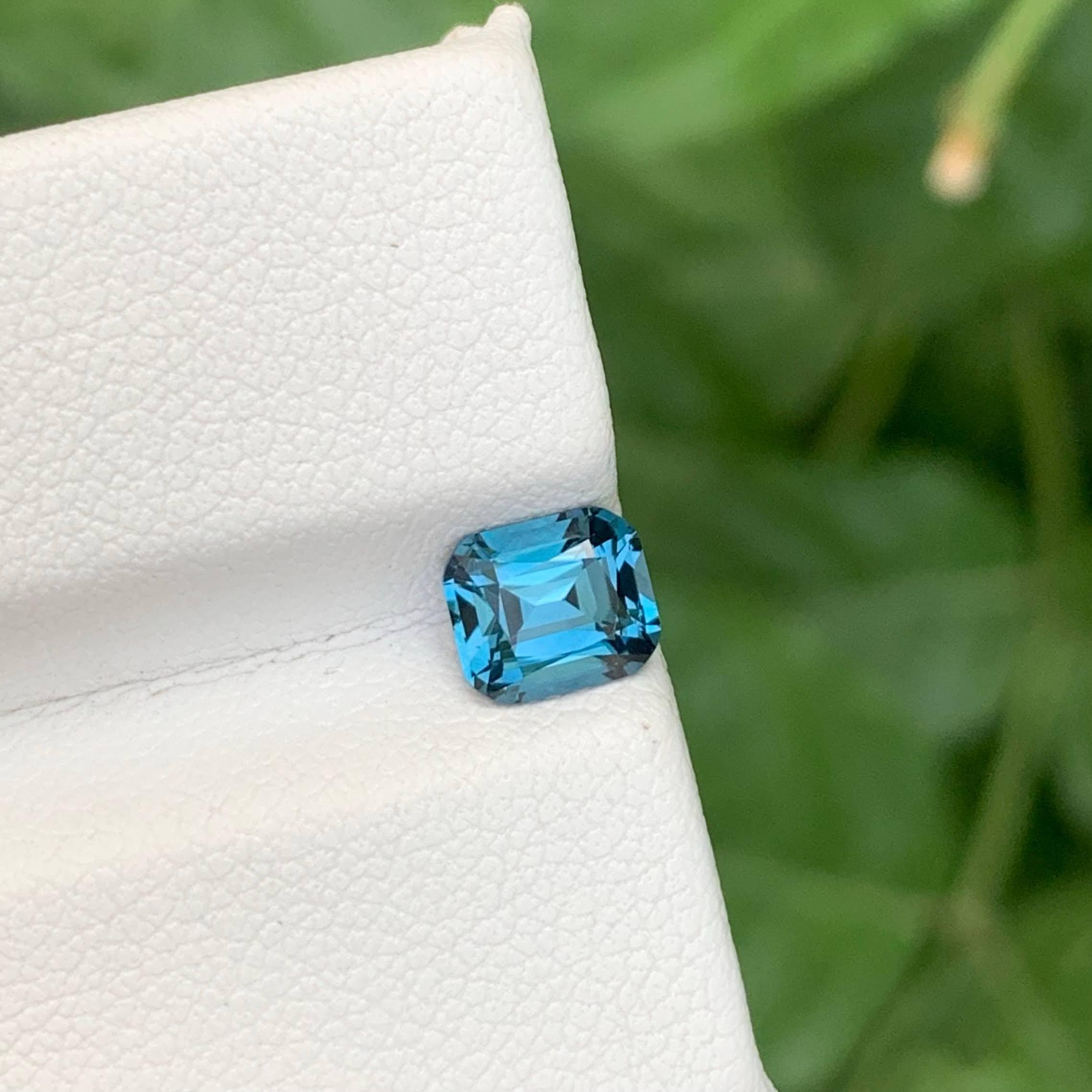 Taglio cuscino 1.10 Carati Nature sciolti Topazio Blu di Londra pietra tagliata a cuscino Gemma africana in vendita