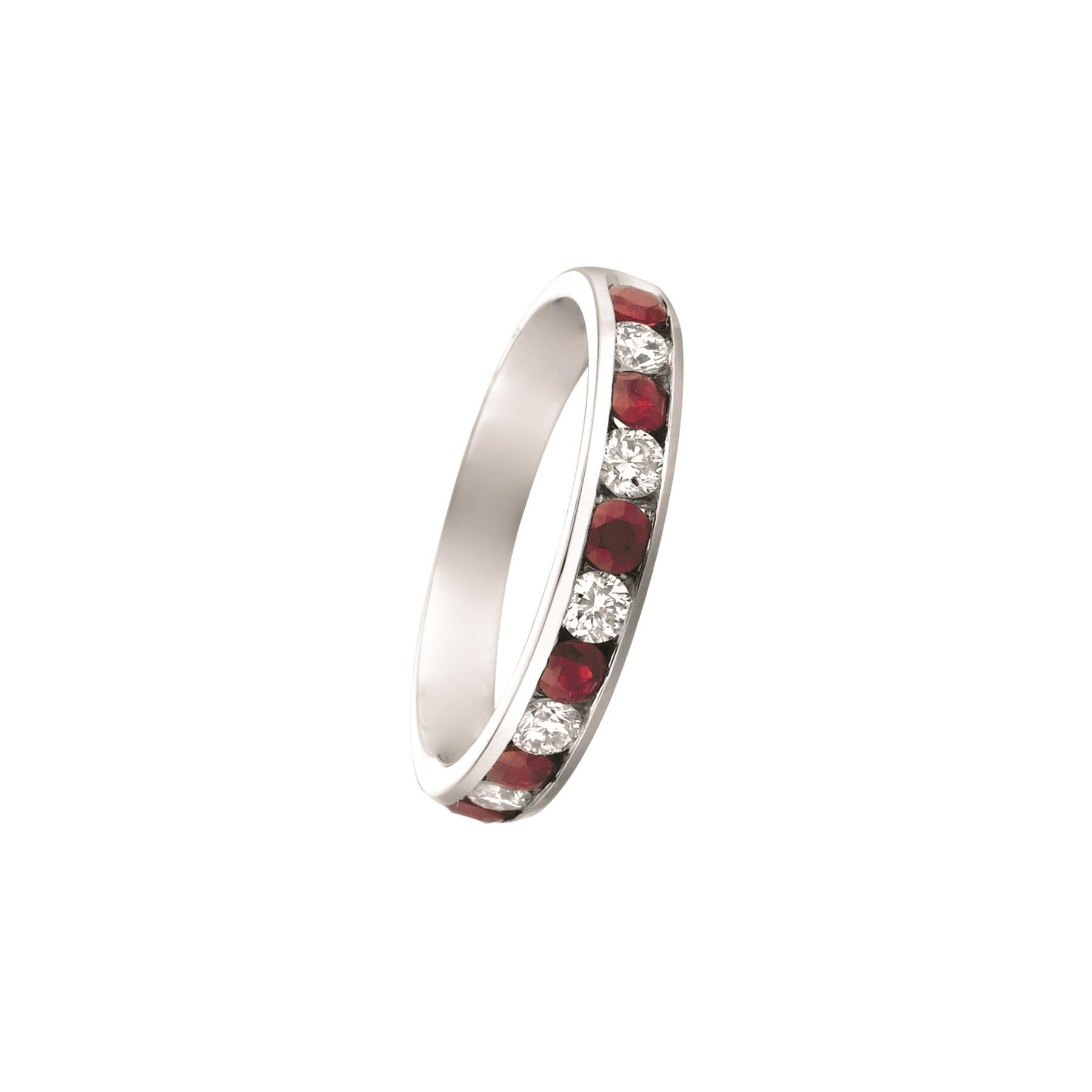 Contemporary 1.10 Carat Natural Ruby and Diamond Ring 14 Karat White Gold For Sale