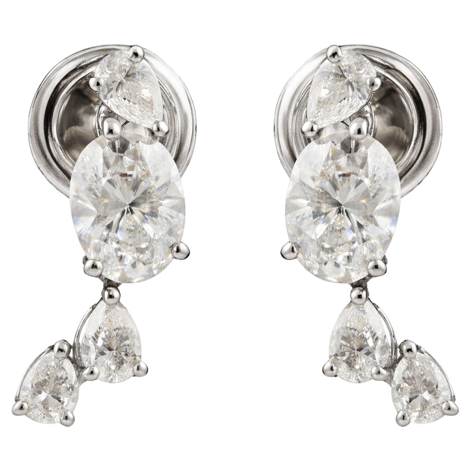 Boucles d'oreilles pendantes en diamants naturels de forme ovale et en forme de poire, 1,10 carat, en or blanc 18 carats en vente