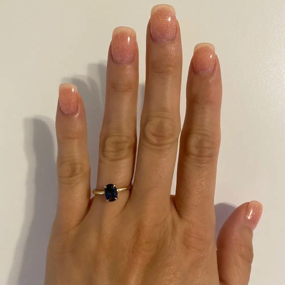 1,10 Karat Ovaler Saphir Solitär Vintage Goldring mit Solitär (Modernistisch) im Angebot