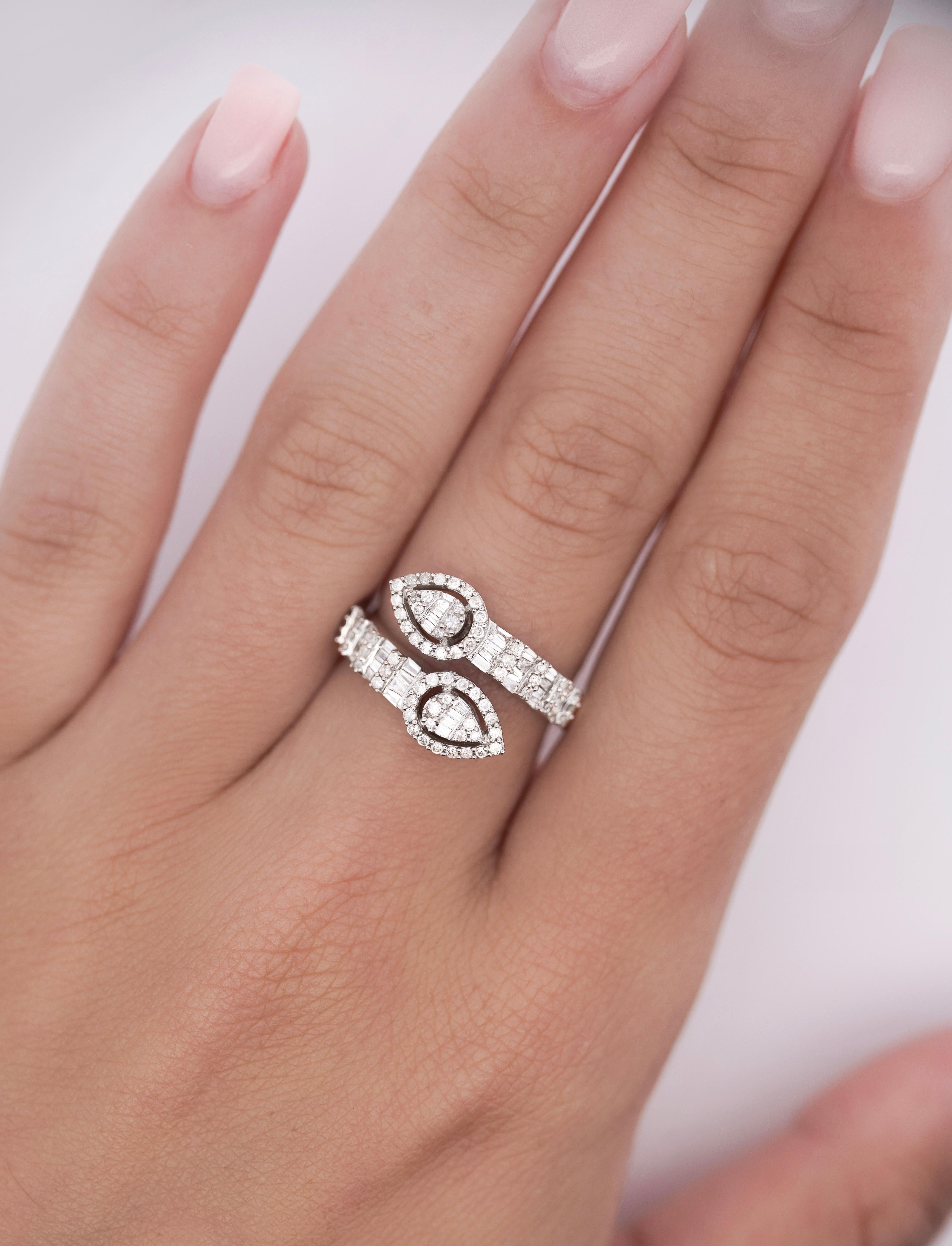 da uomo o donna Anello Bypass con diamanti a forma di pera da 1,10 carati in oro bianco 14K in vendita