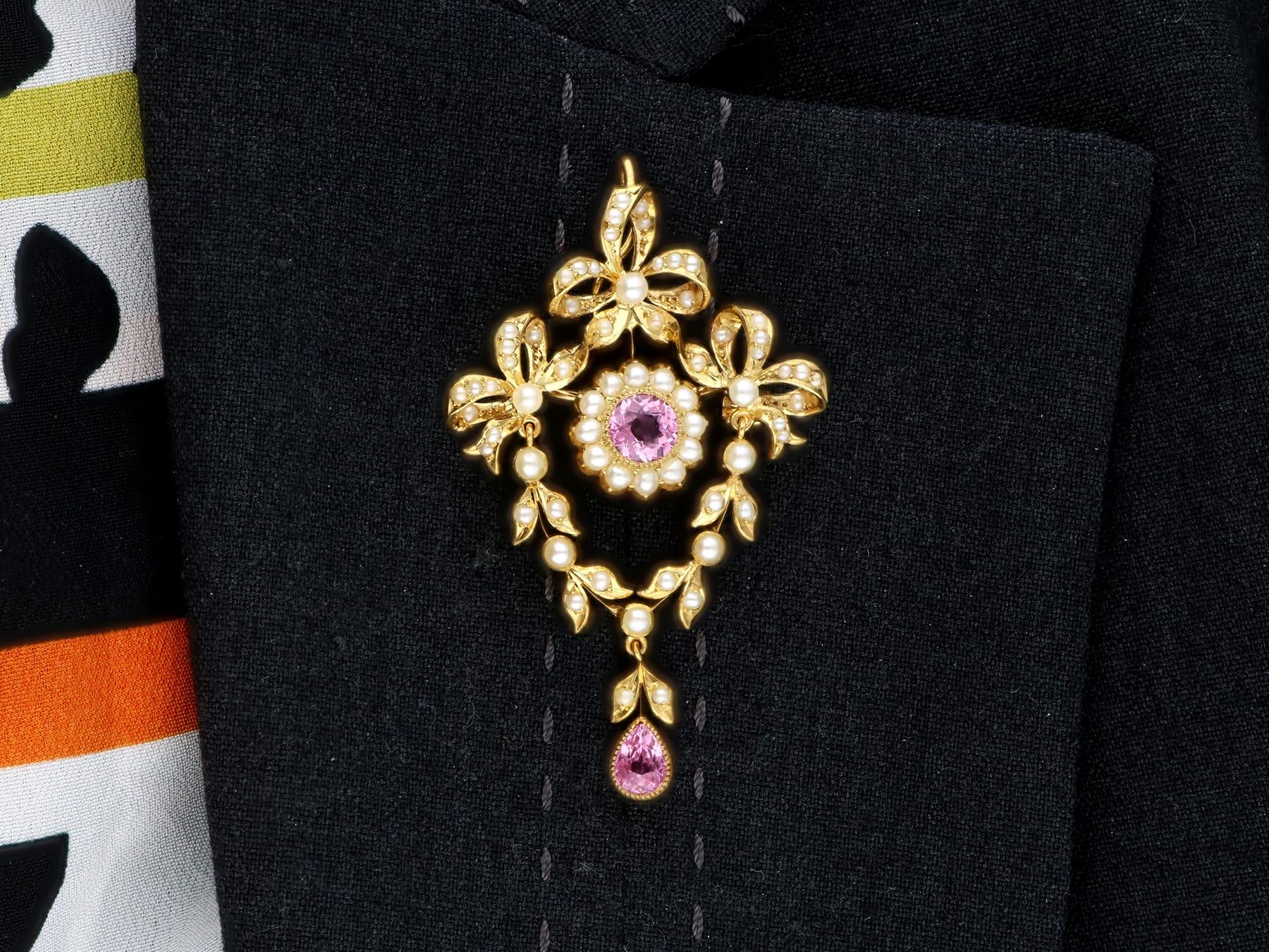 1.10 Carat Pink Tourmaline and Seed Pearl 15k Yellow Gold Pendant / Brooch For Sale 11